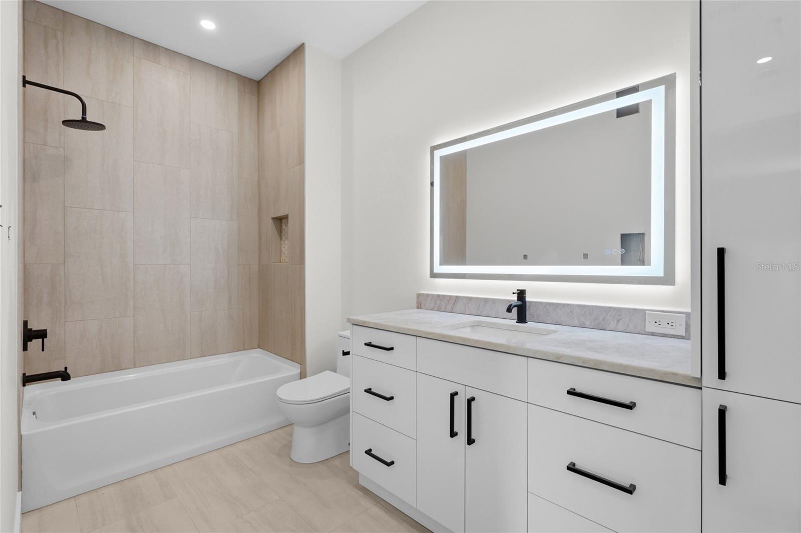 PAVER PARK ESTATES 1ST ADD - Residential