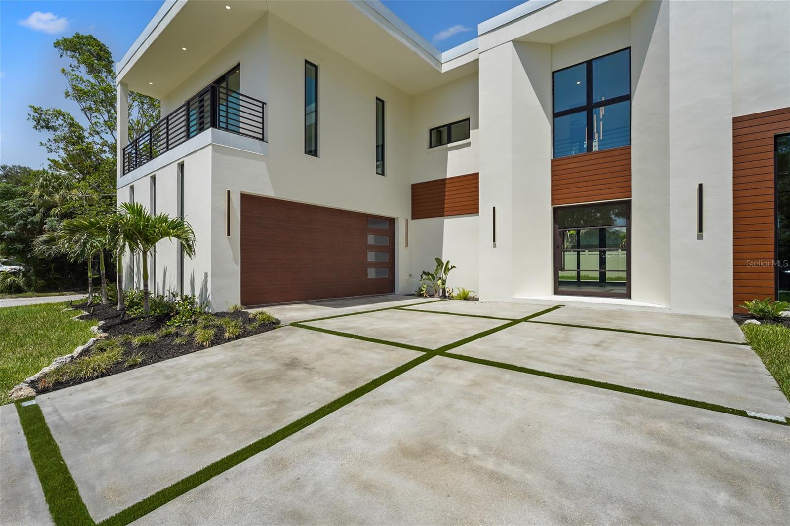 PAVER PARK ESTATES 1ST ADD - Residential