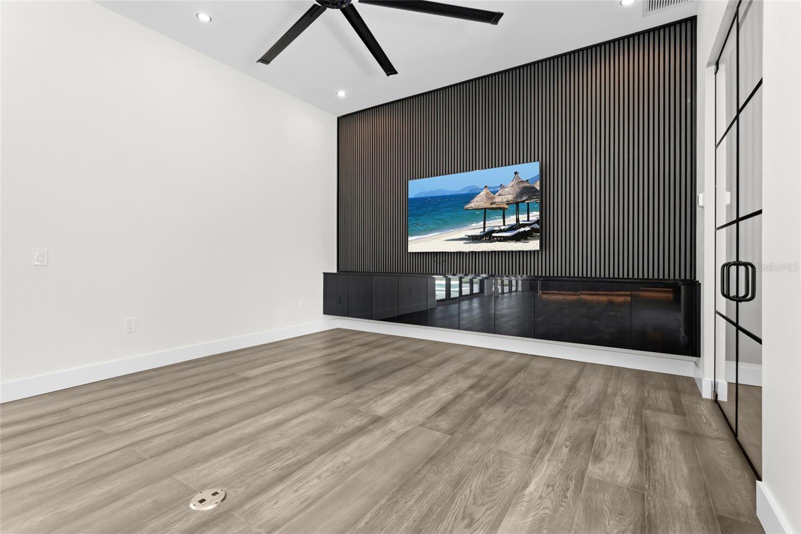 PAVER PARK ESTATES 1ST ADD - Residential