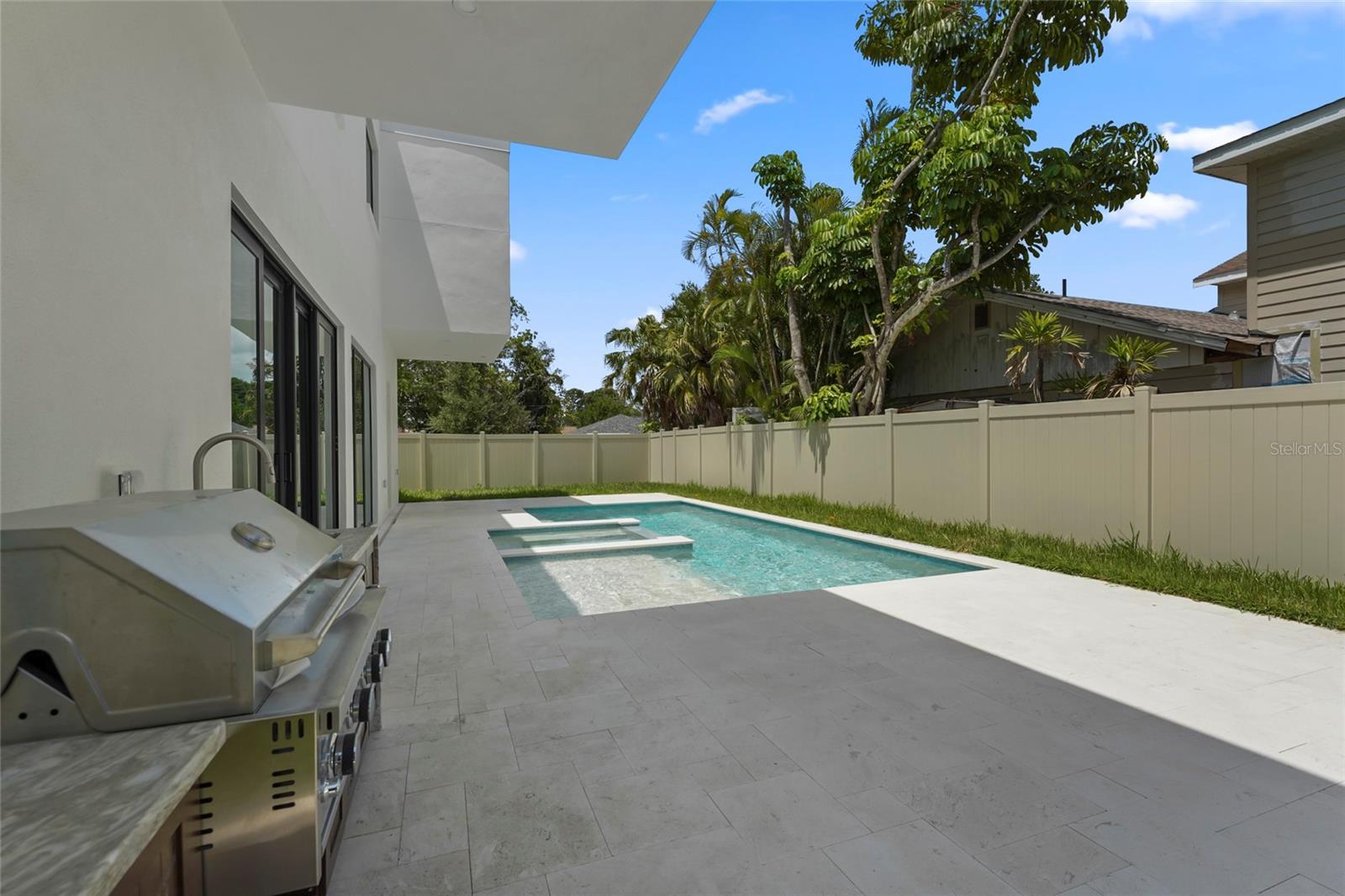 PAVER PARK ESTATES 1ST ADD - Residential