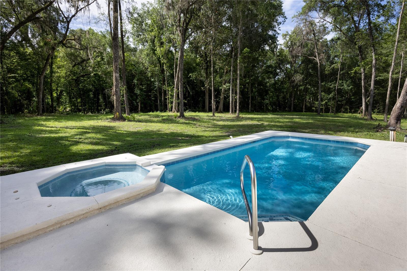 SPRING HAMMOCK ACRES - Residential
