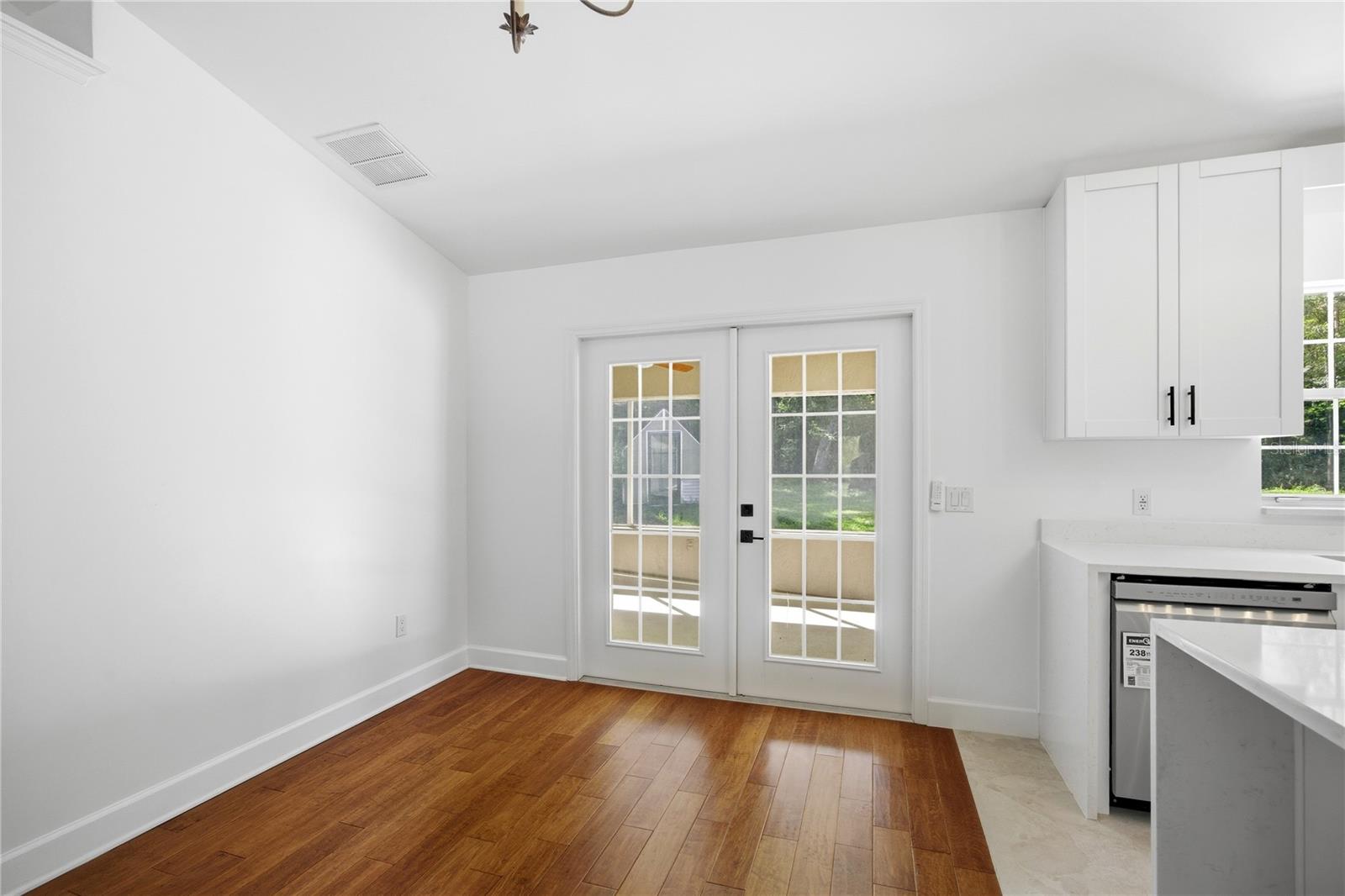 SPRING HAMMOCK ACRES - Residential