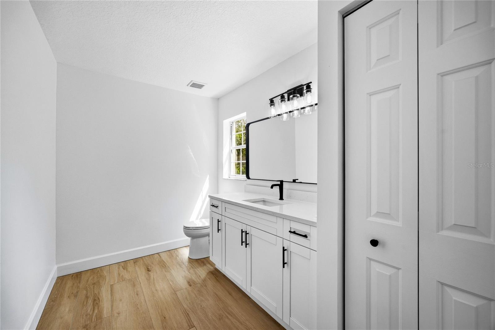 SPRING HAMMOCK ACRES - Residential