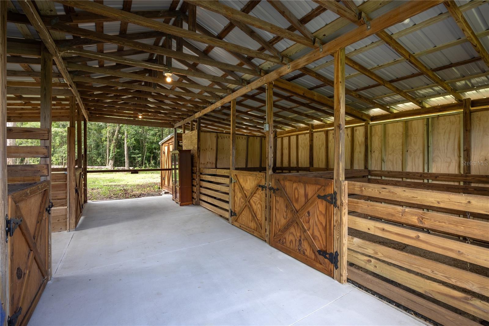 SPRING HAMMOCK ACRES - Residential