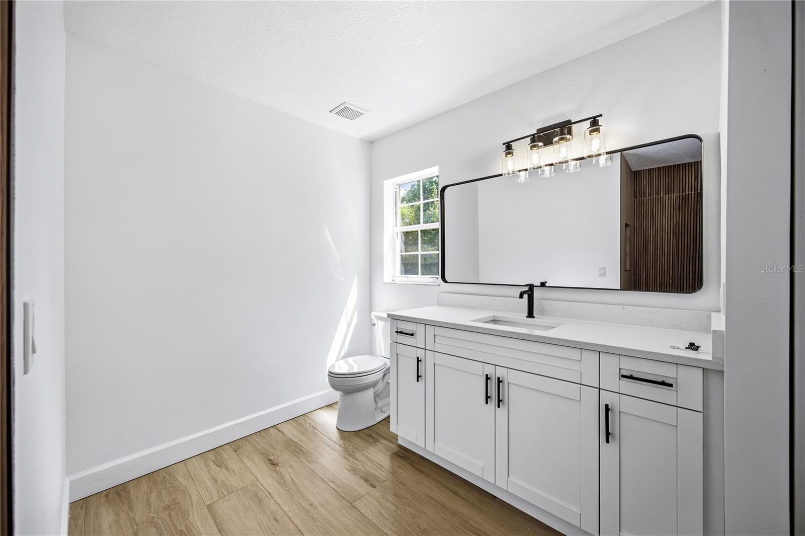 SPRING HAMMOCK ACRES - Residential