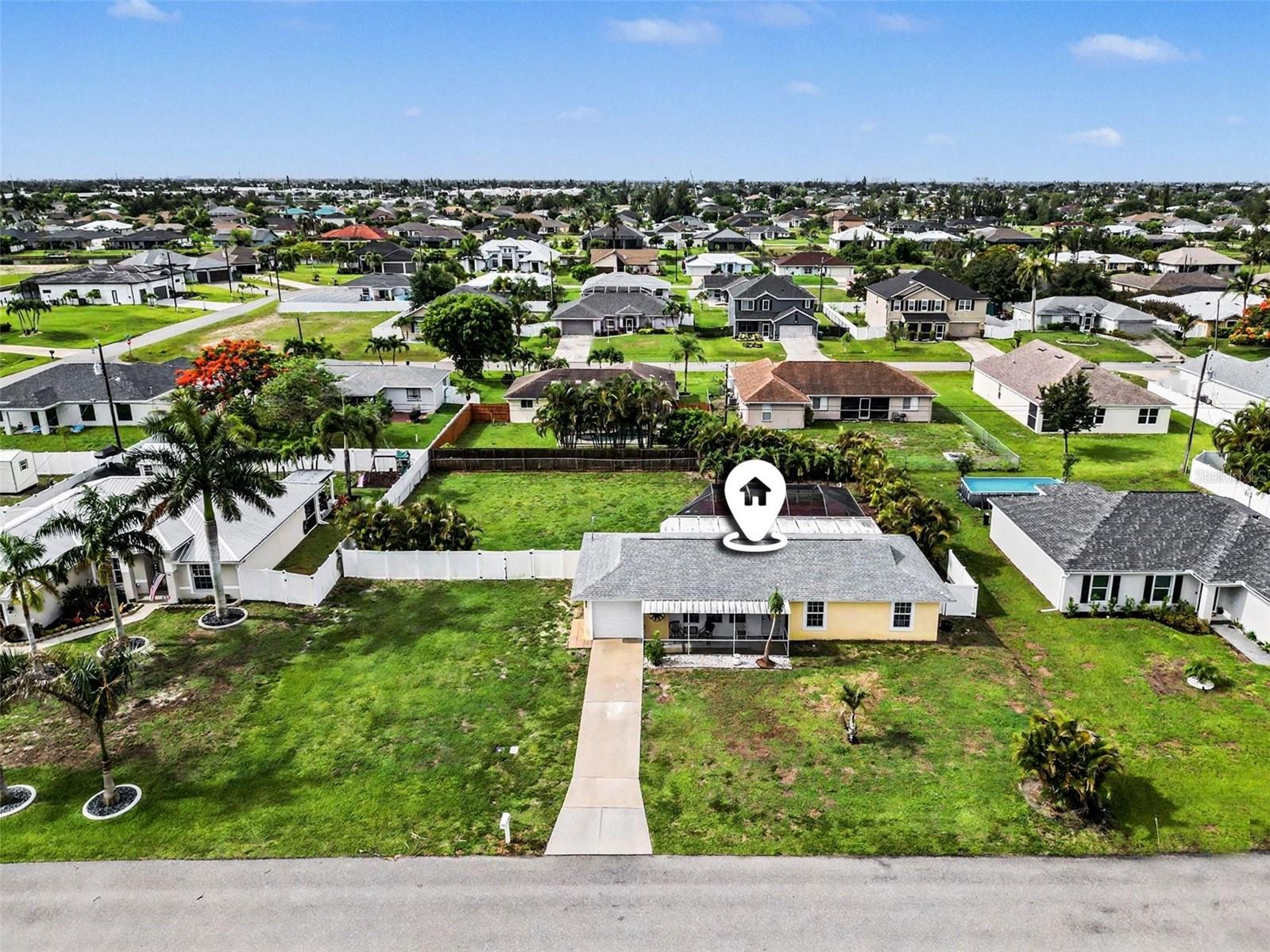 CAPE CORAL - Residential