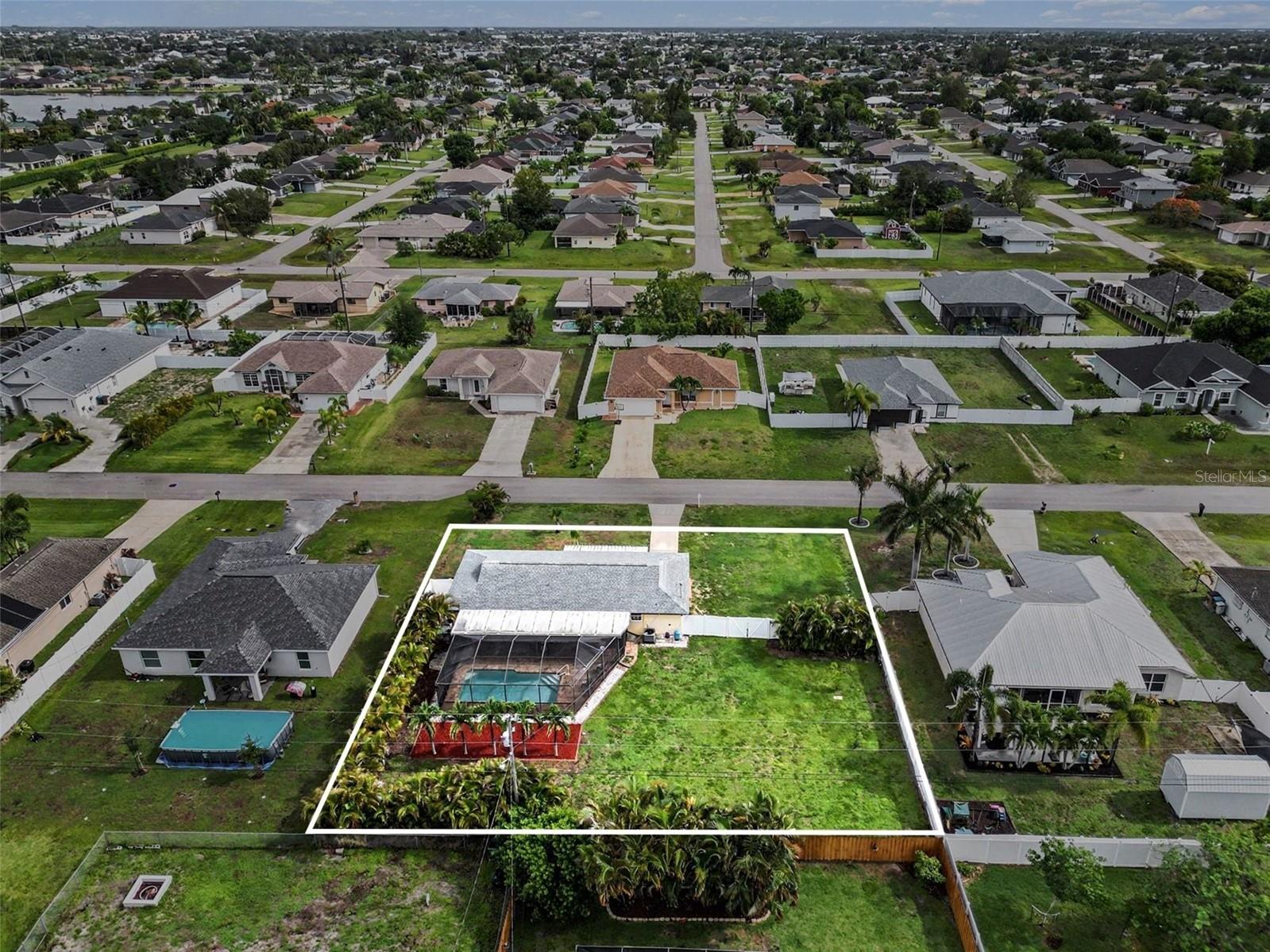 CAPE CORAL - Residential