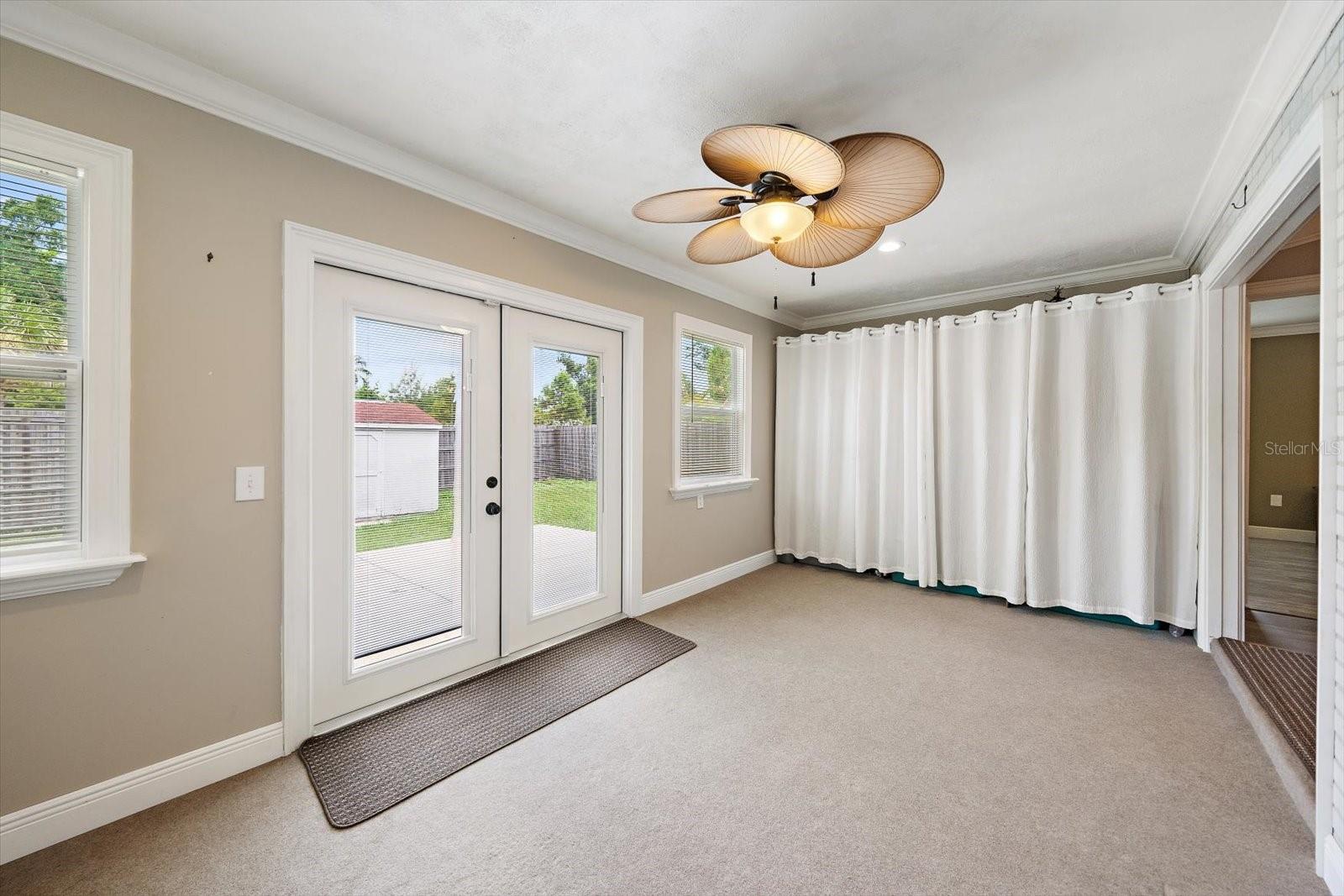 MEADOWLAND - Residential