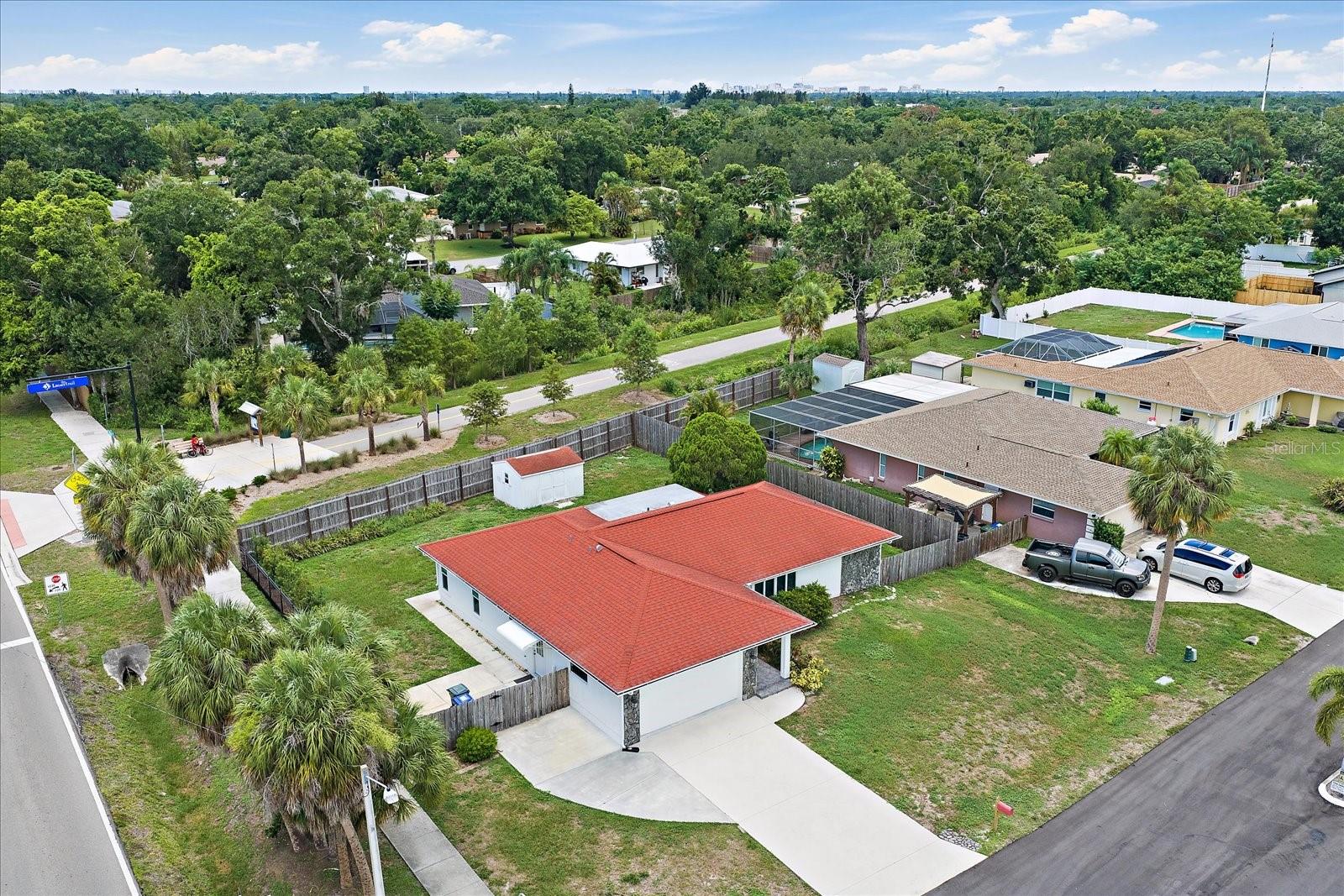 MEADOWLAND - Residential