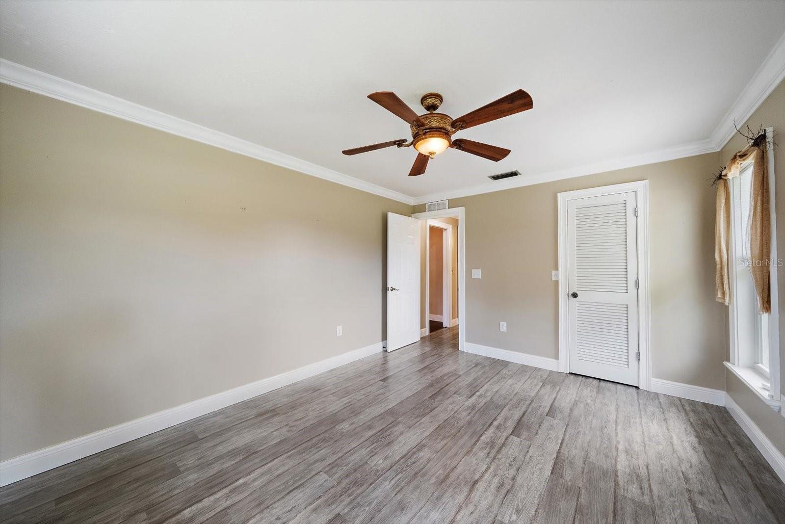 MEADOWLAND - Residential