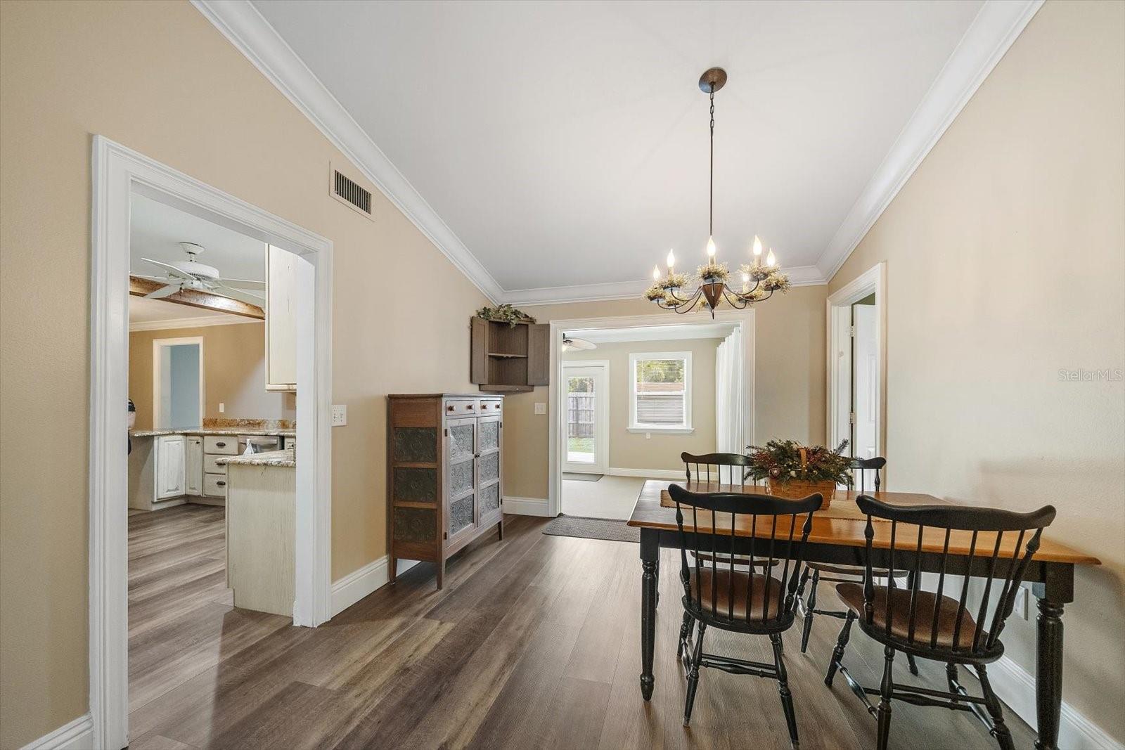 MEADOWLAND - Residential