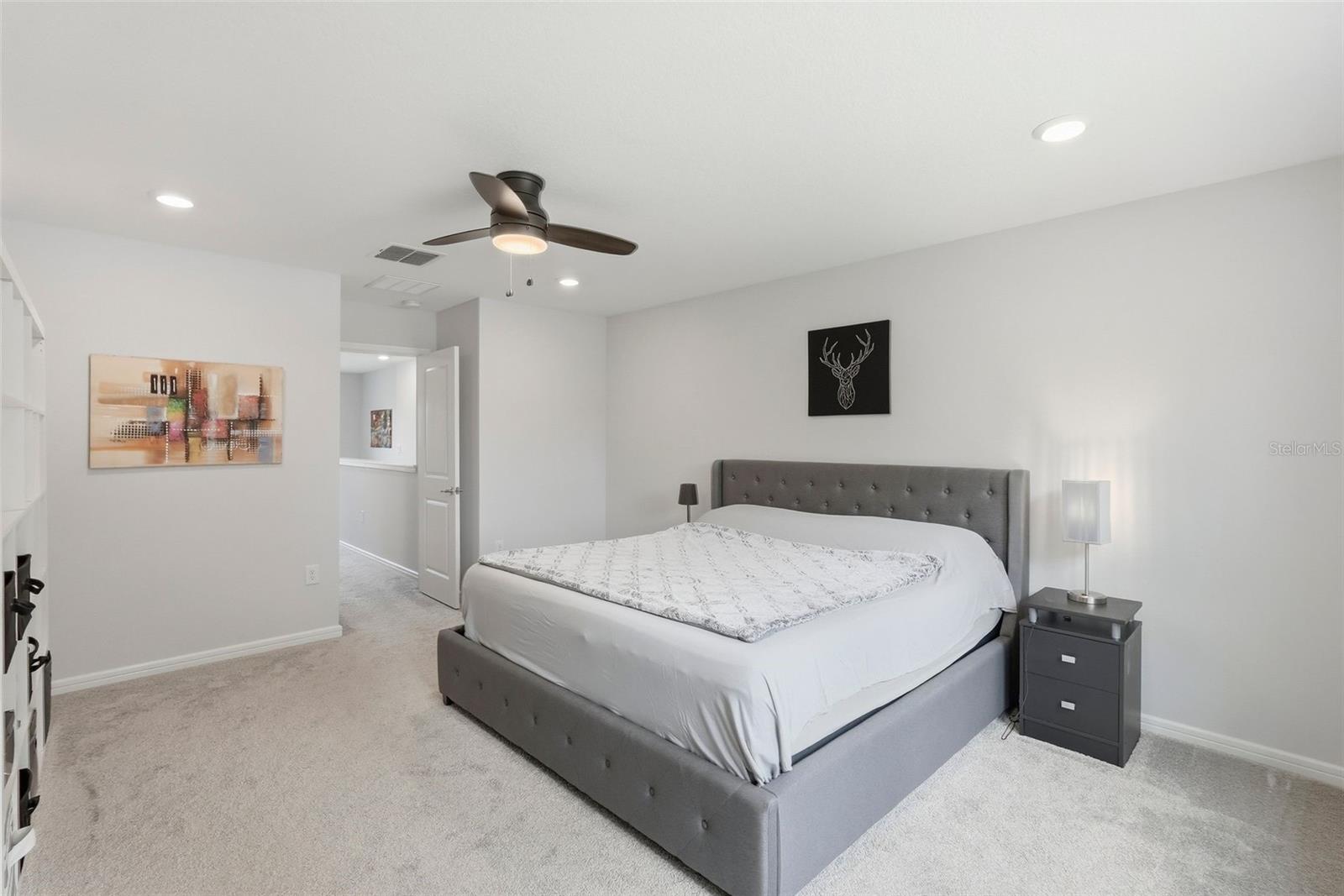 PIER POINTE - Residential