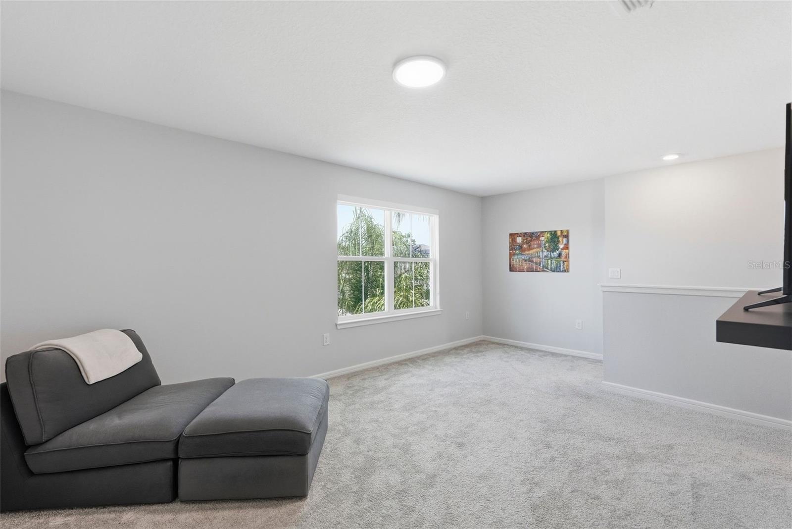 PIER POINTE - Residential
