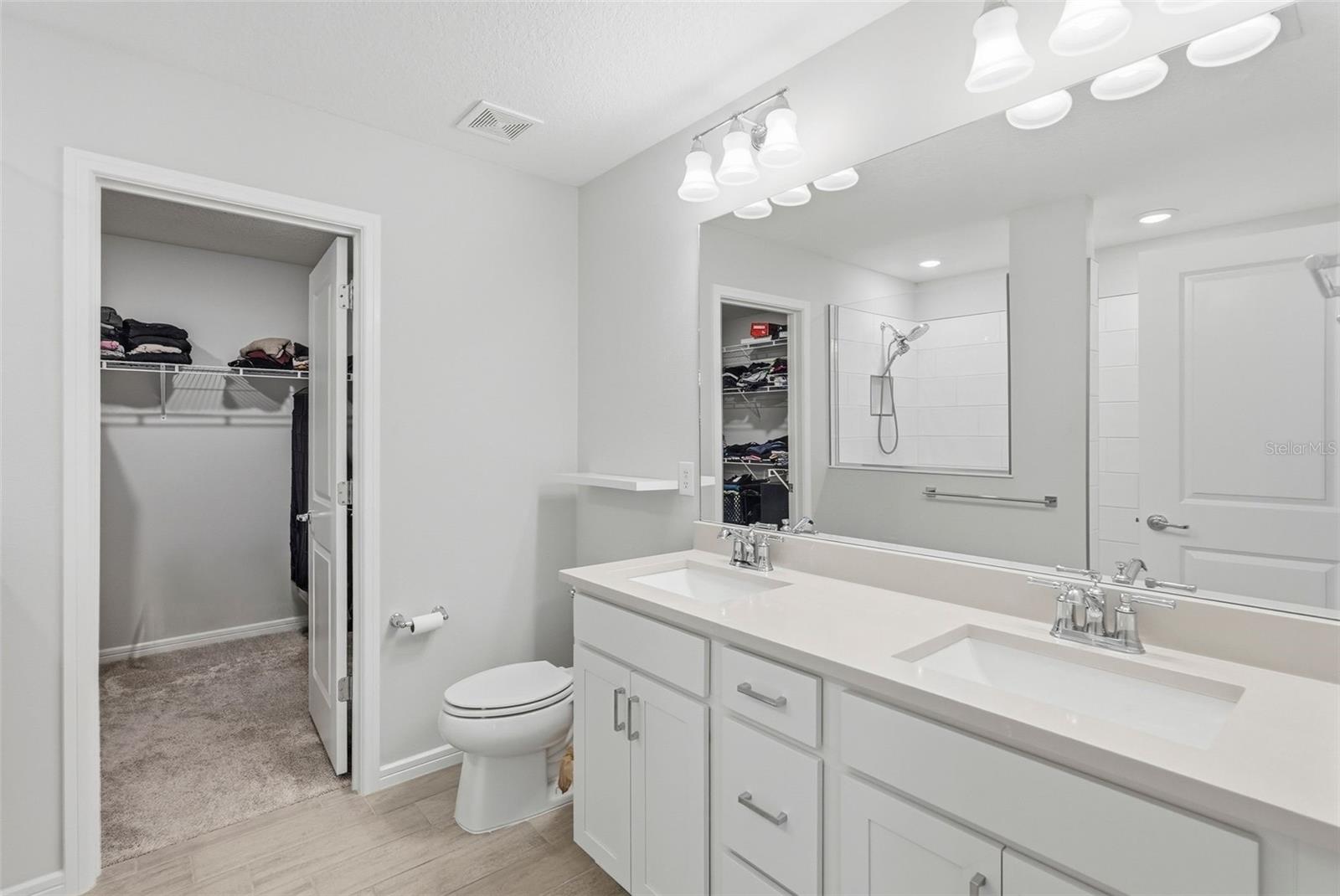 PIER POINTE - Residential