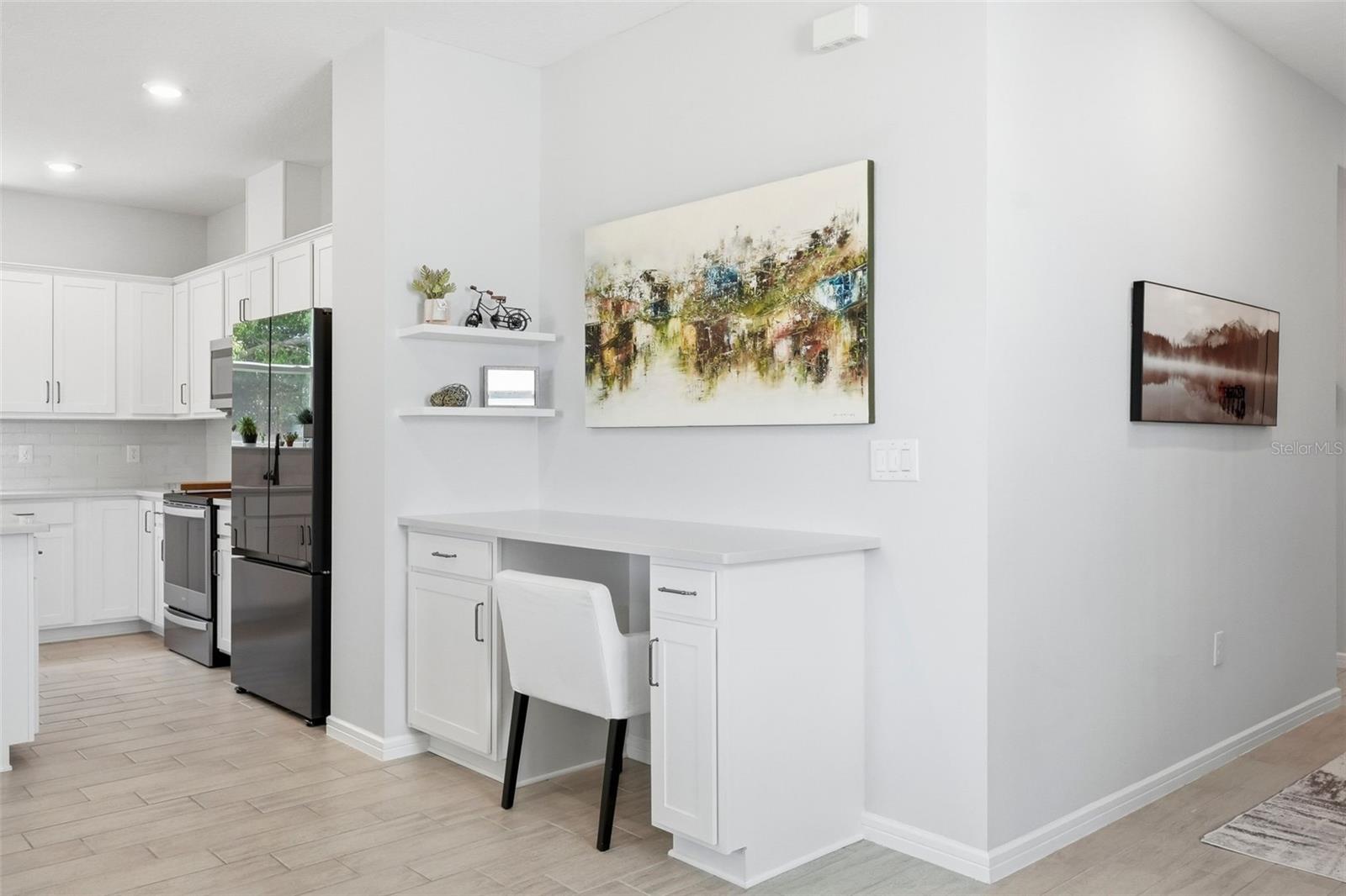 PIER POINTE - Residential