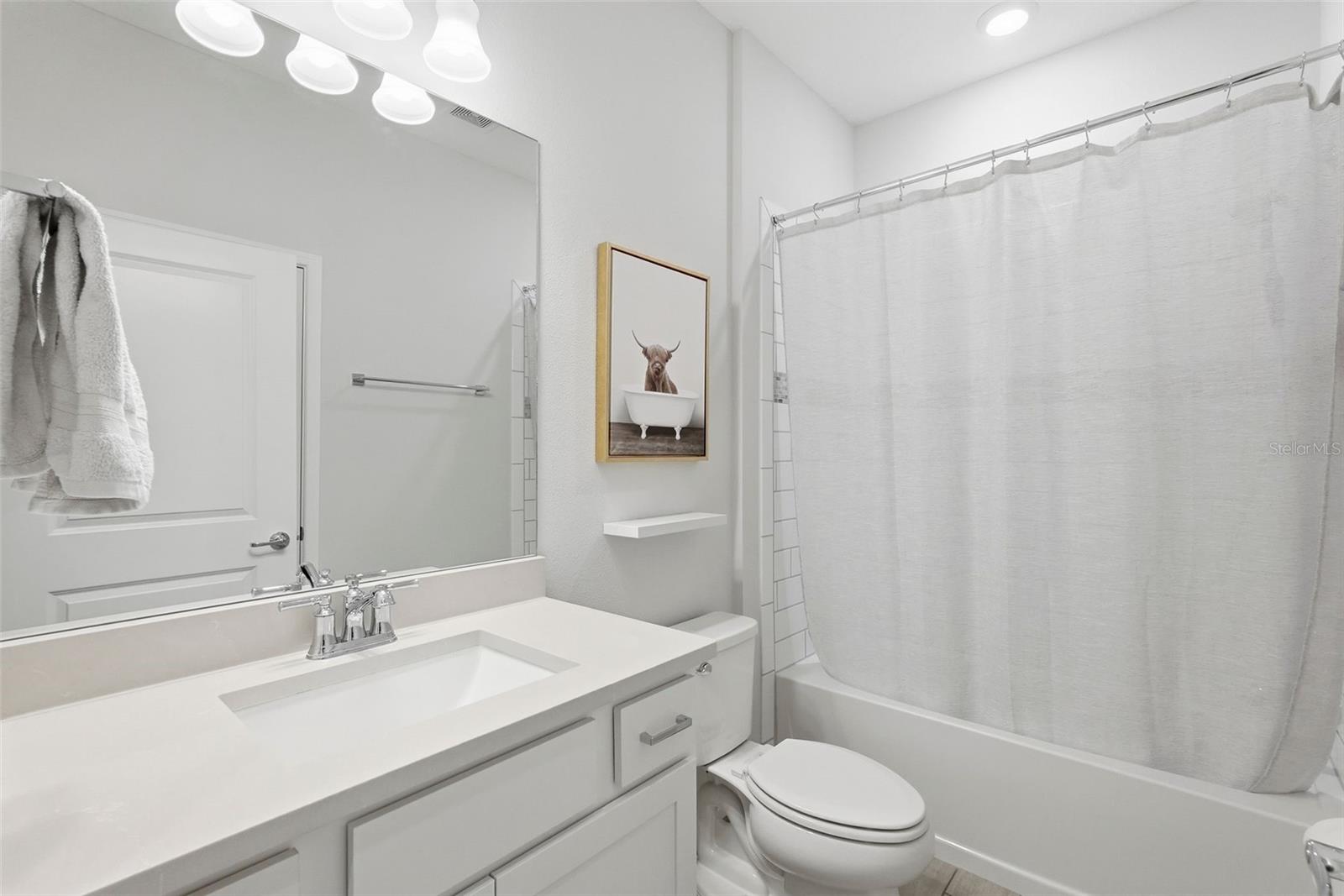 PIER POINTE - Residential