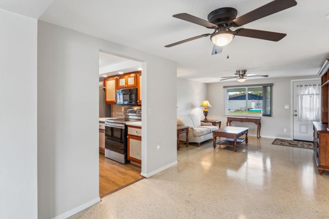FOREST HILLS - Residential