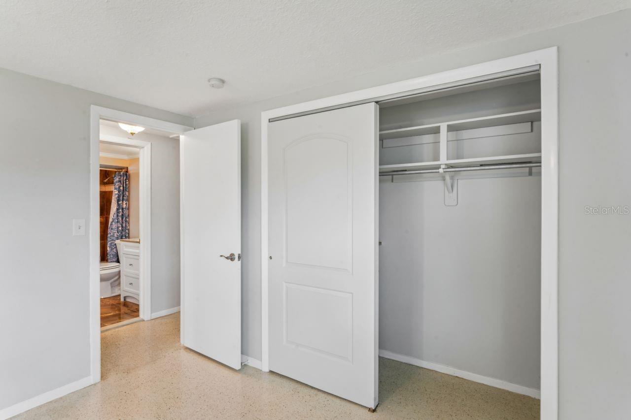 FOREST HILLS - Residential