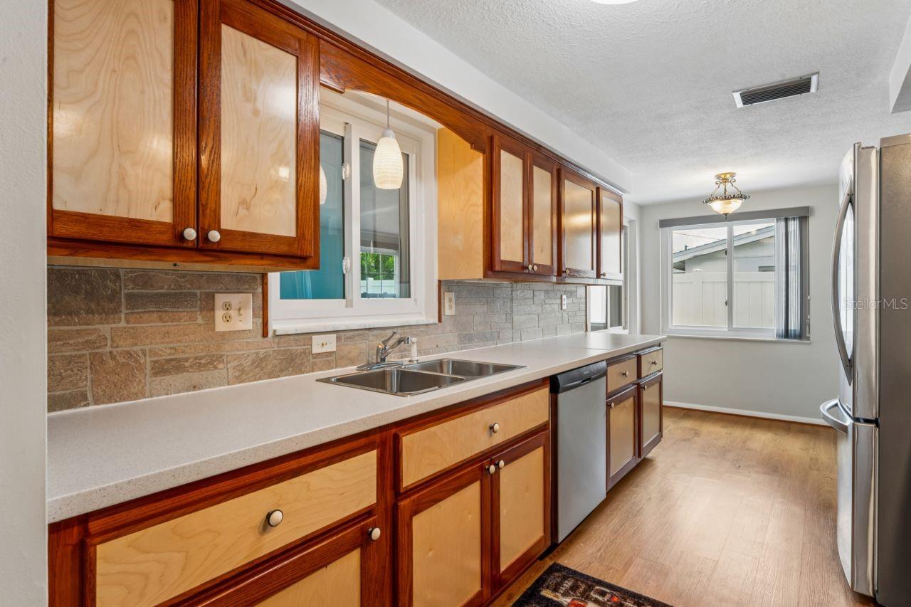FOREST HILLS - Residential