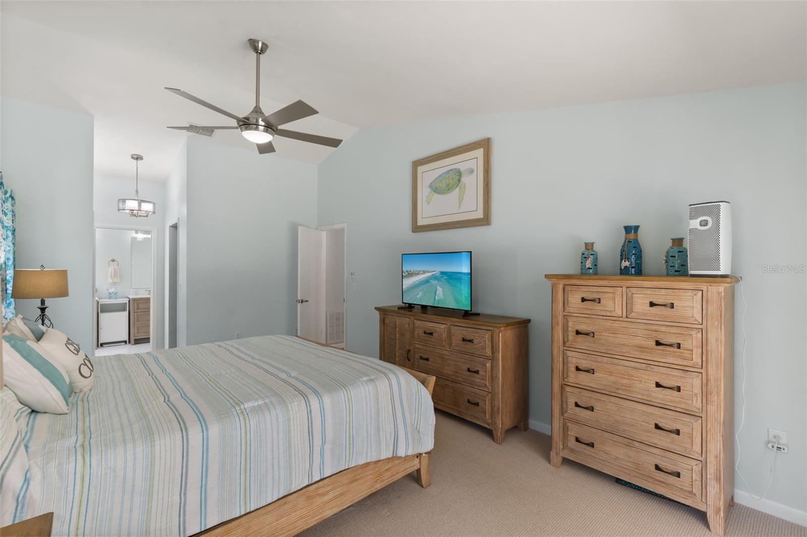 LAKE VALENCIA UNIT ONE - Residential