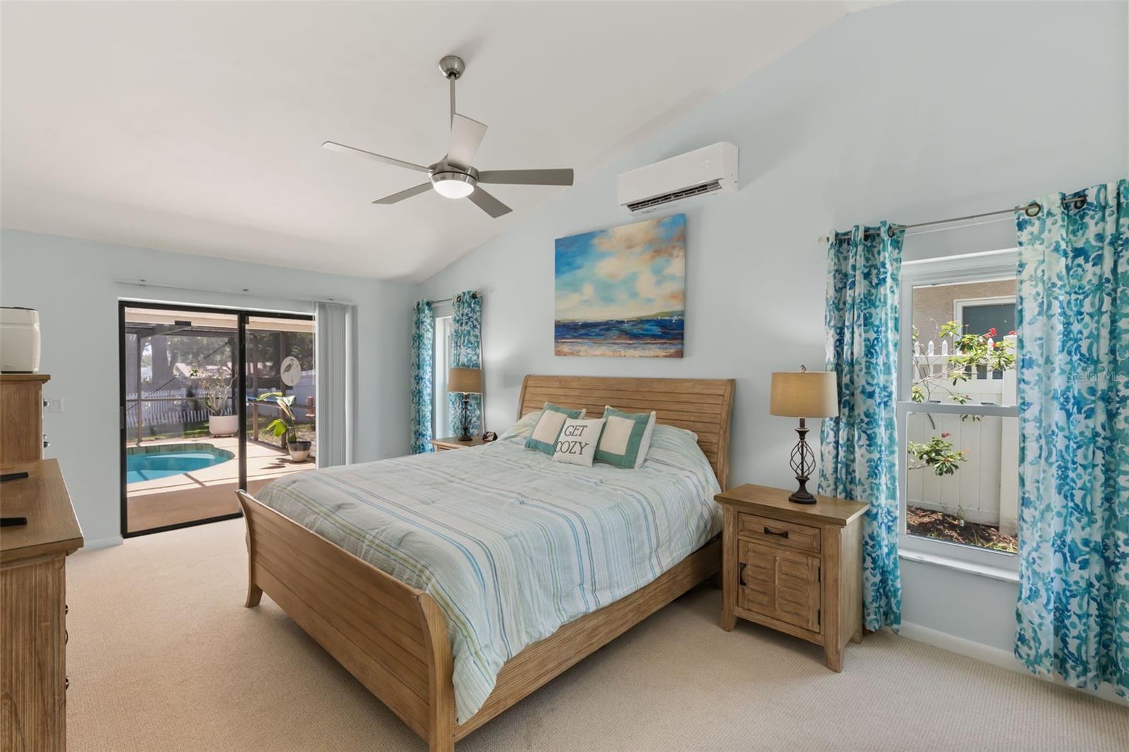 LAKE VALENCIA UNIT ONE - Residential