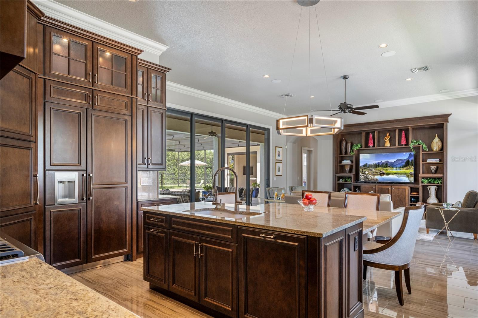 WATERSTONE - Residential