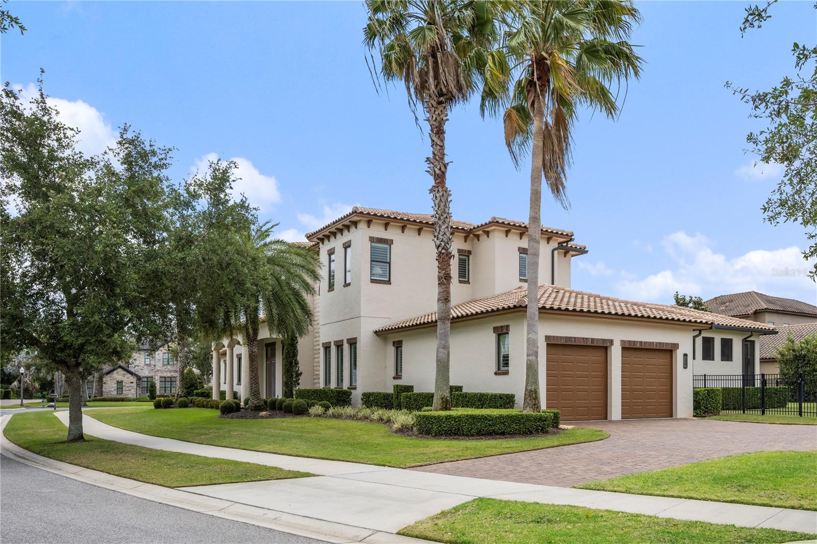 WATERSTONE - Residential