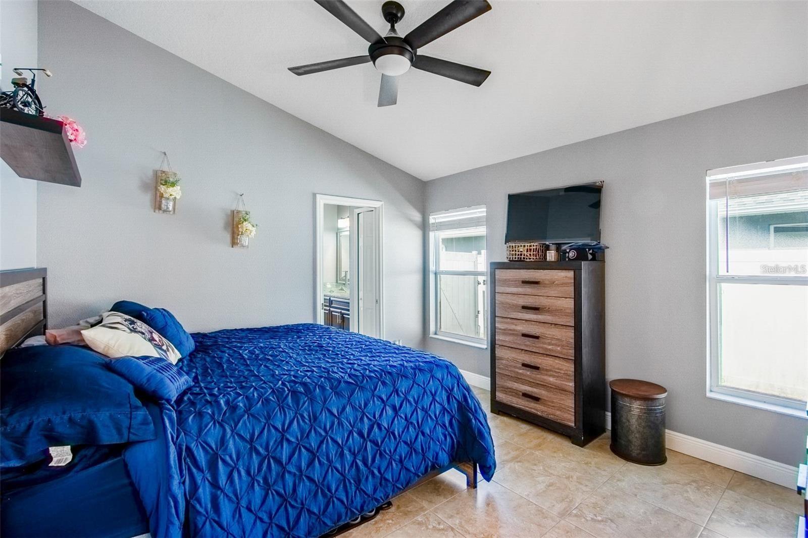 TURNBERRY RESERVE UNIT 2 - Residential Lease