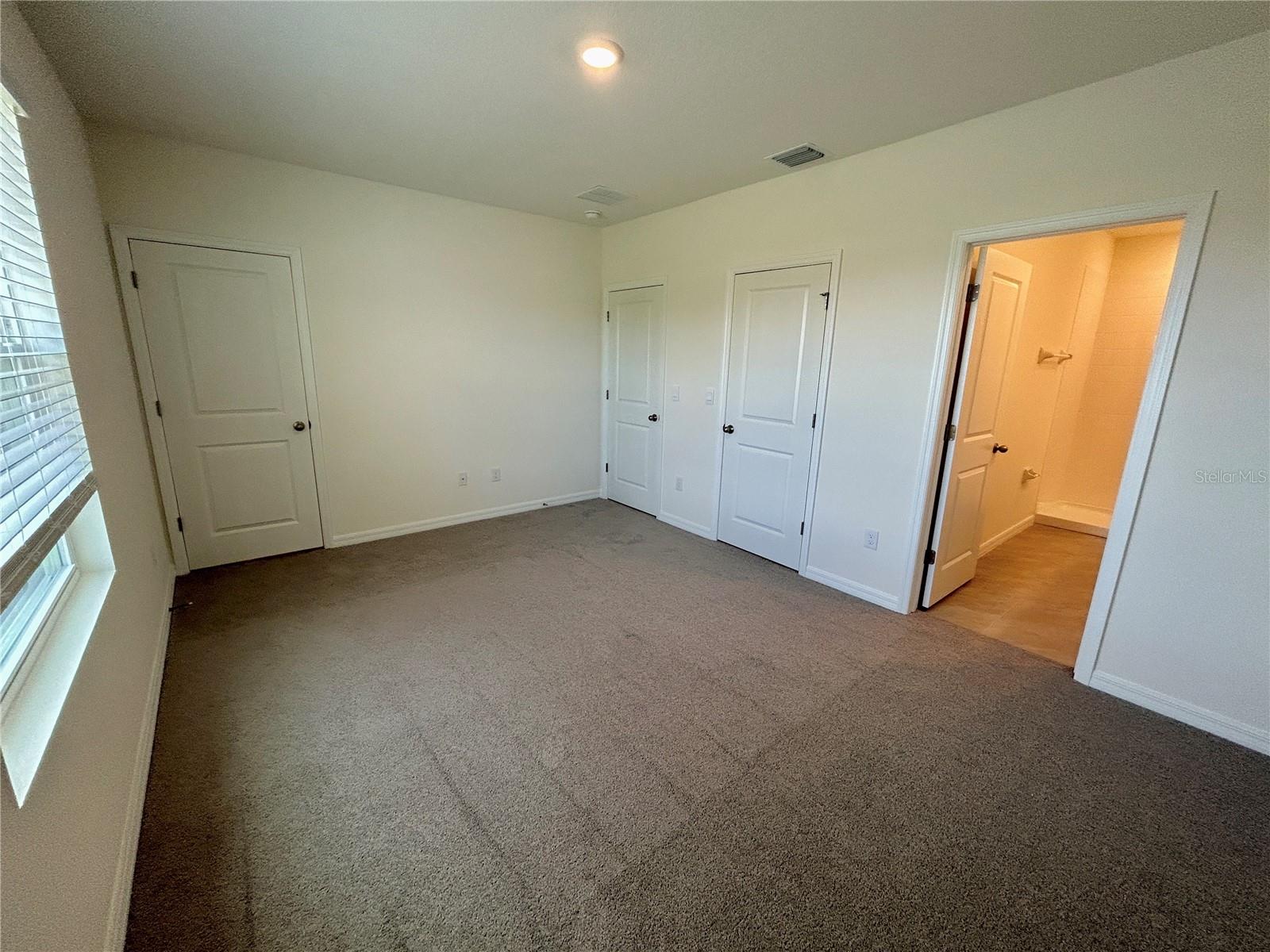 WOODLEAF HAMMOCK A REP OF A POR O - Residential Lease