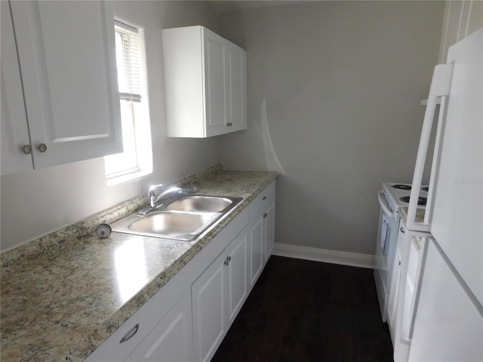 WAVERLY - Residential Lease