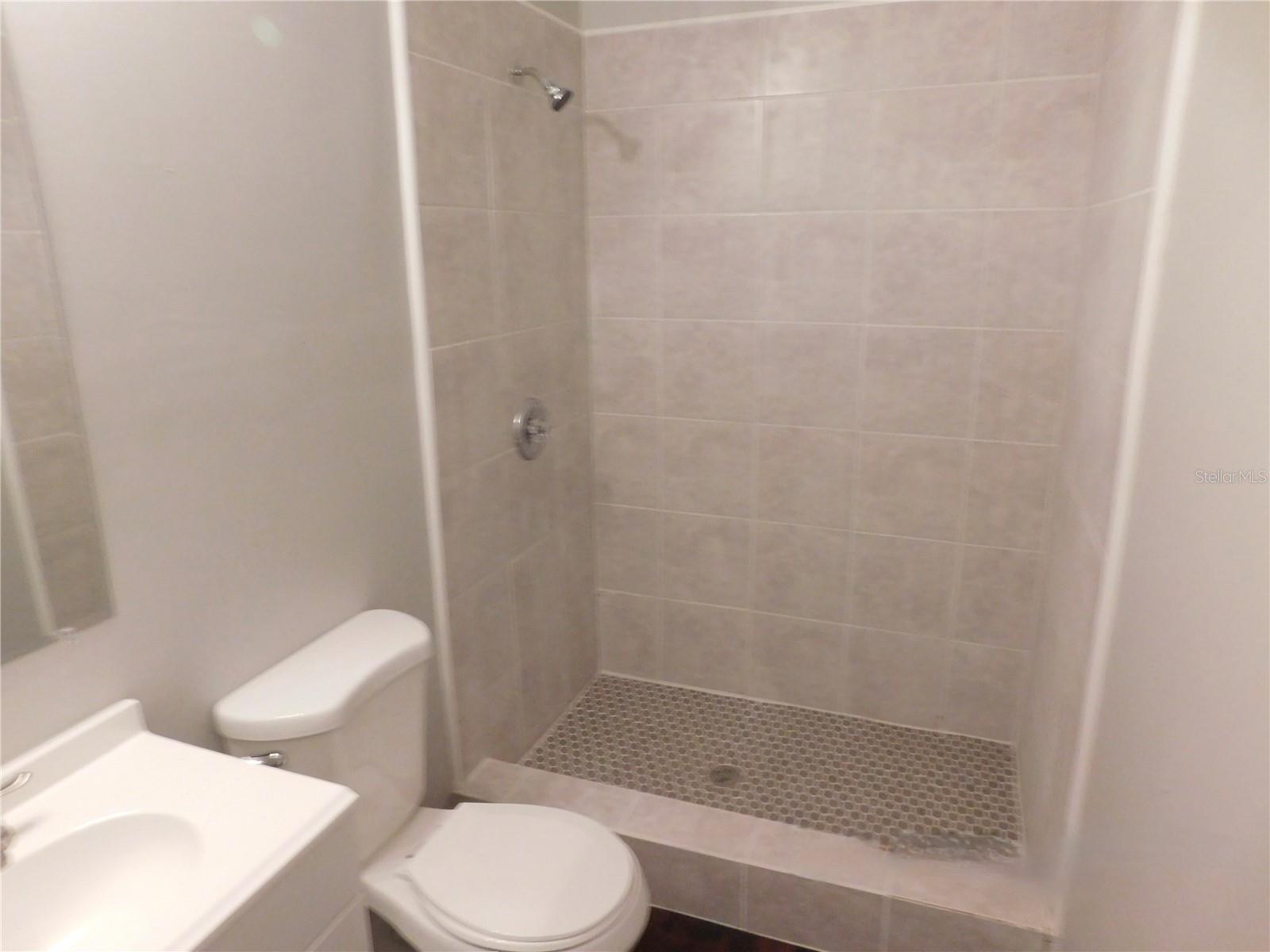 WAVERLY - Residential Lease