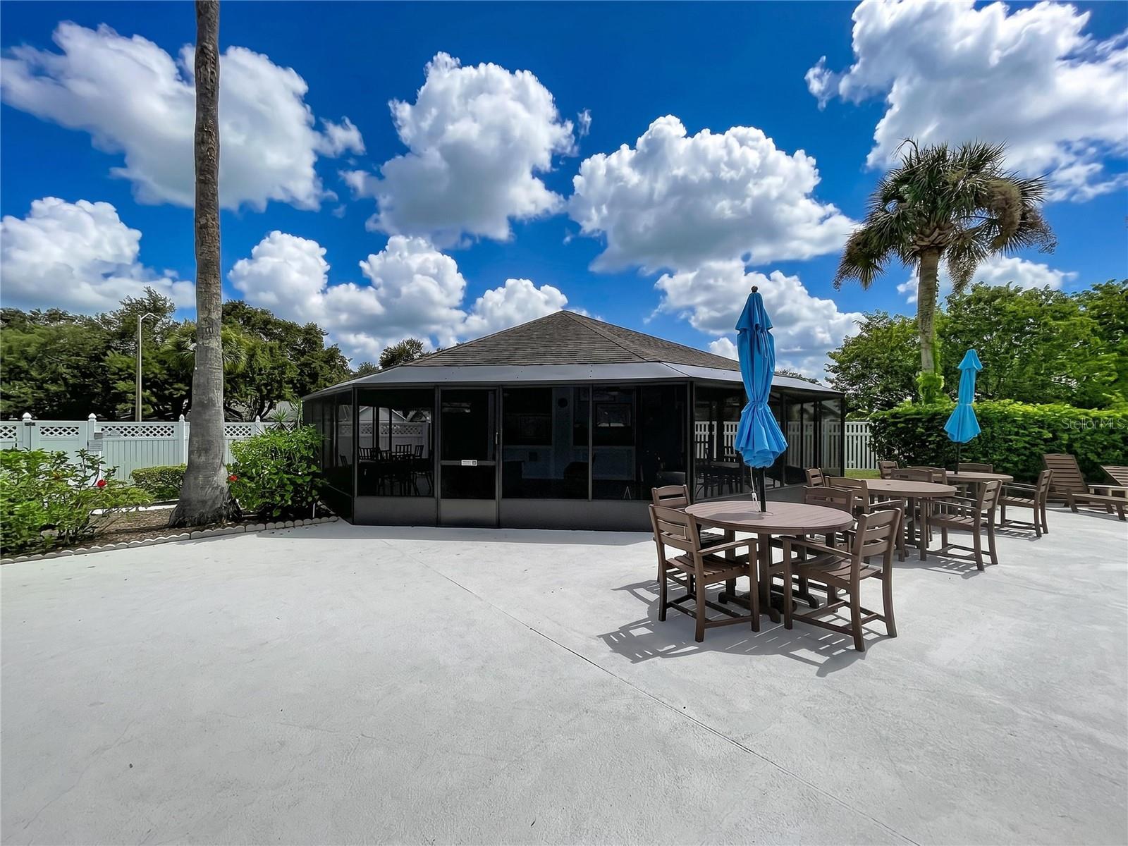 WILLOW WOOD VILLAGE - Residential