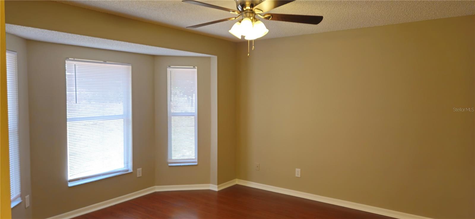 DOVE HOLLOW - Residential Lease