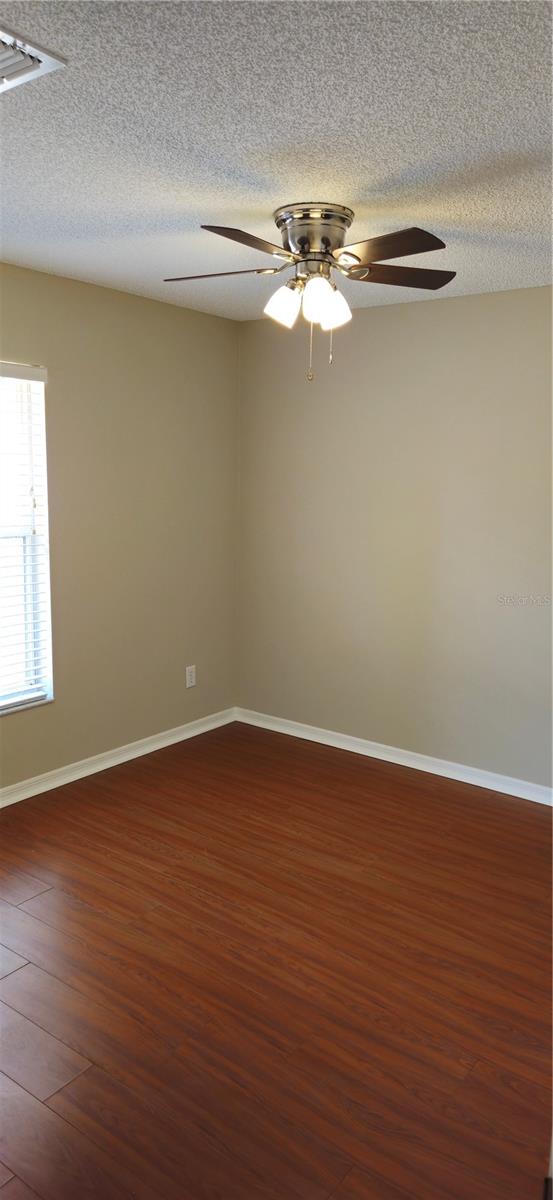 DOVE HOLLOW - Residential Lease