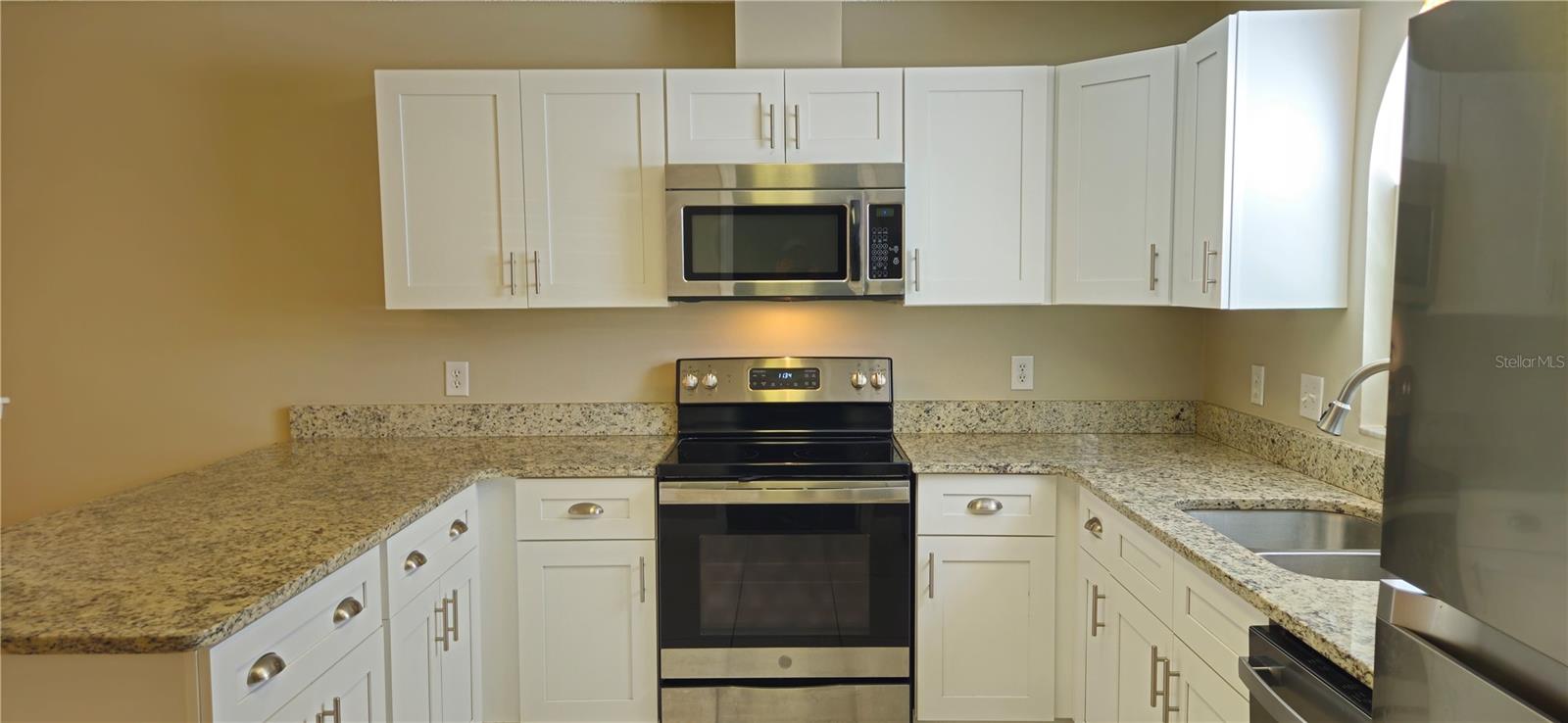 DOVE HOLLOW - Residential Lease