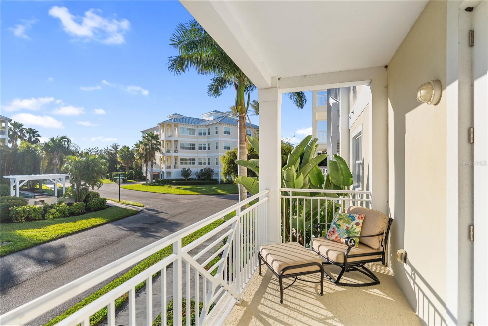 PALMA SOLA BAY CLUB - Residential