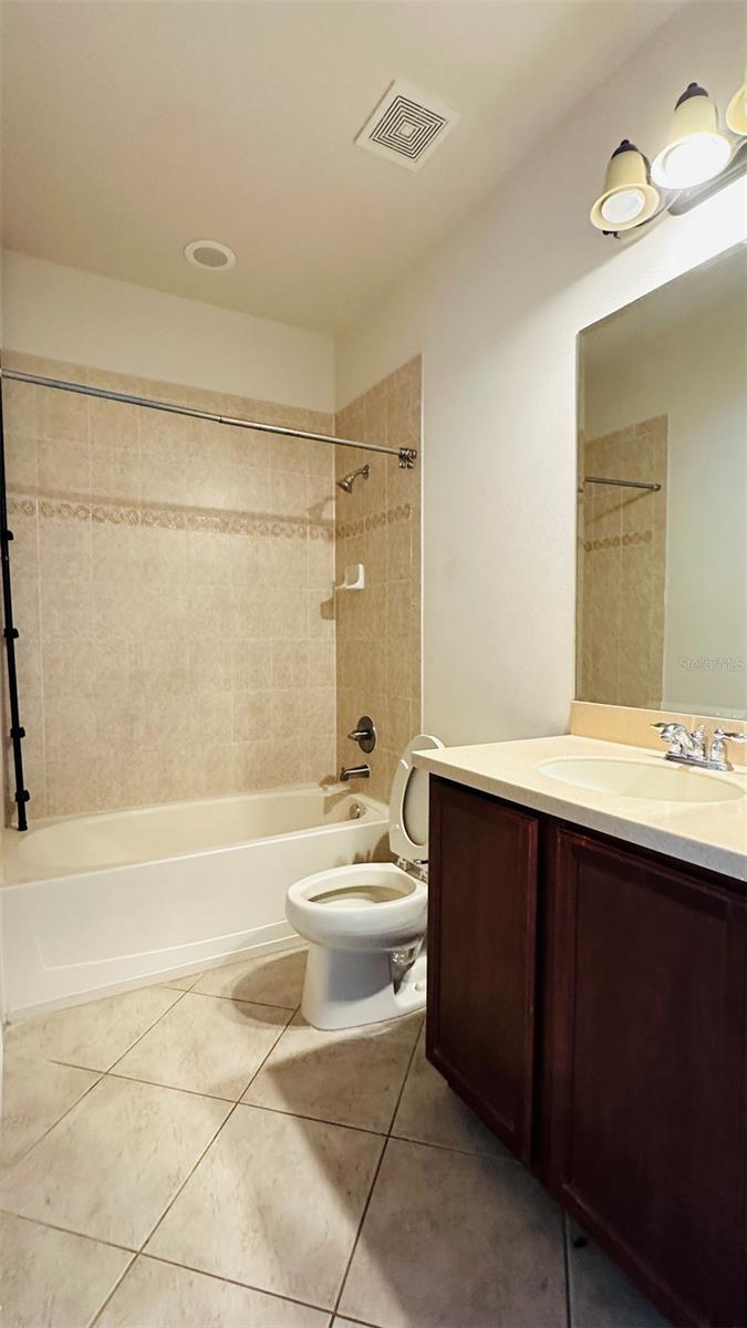 SEVEN OAKS PRCL S-14A - Residential Lease