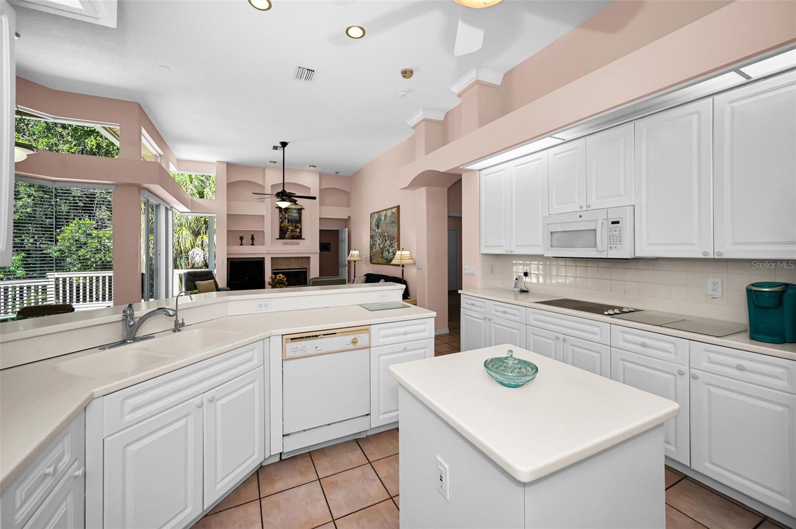 RESERVE AT LAKE TARPON THE - Residential