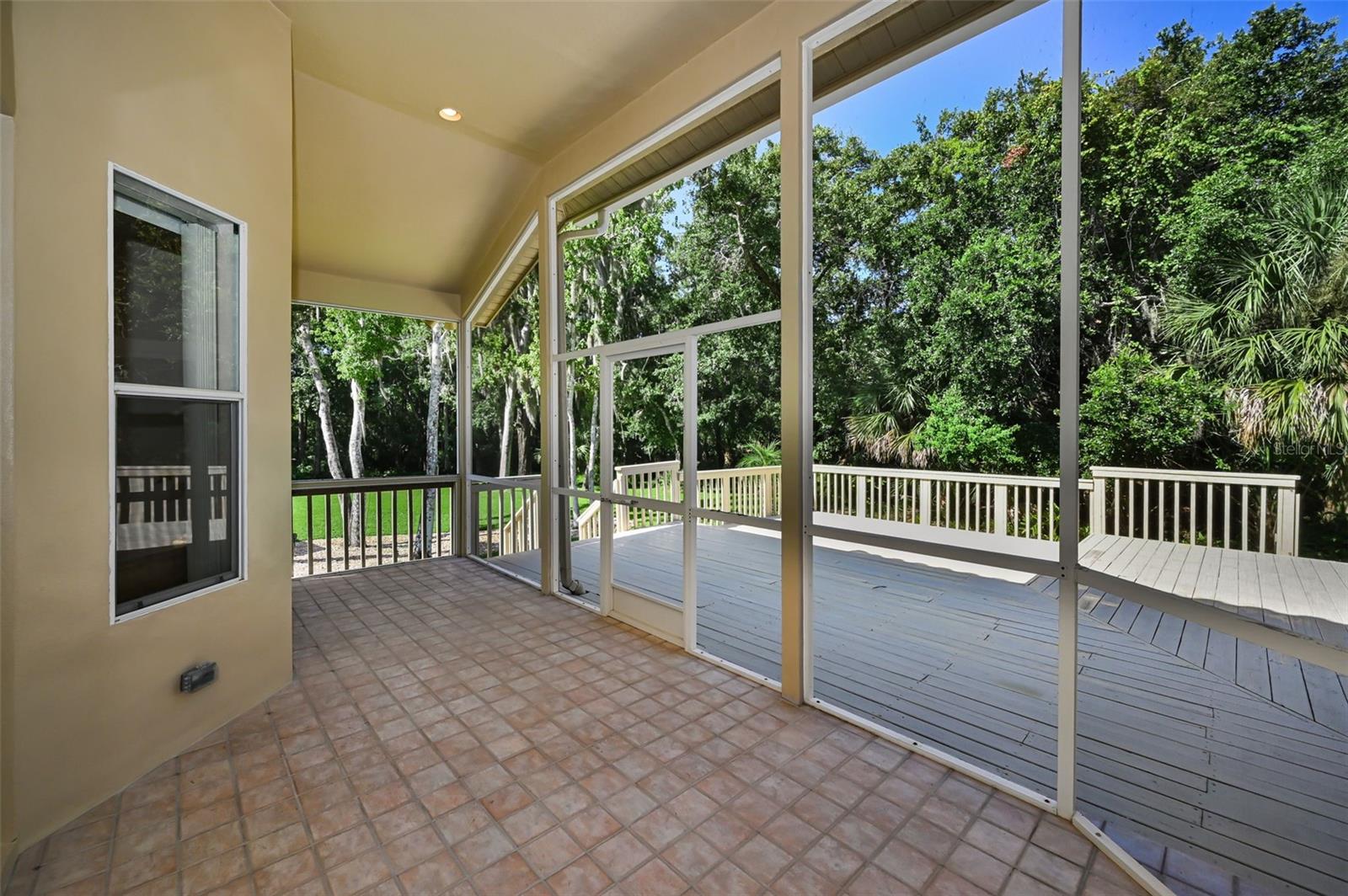 RESERVE AT LAKE TARPON THE - Residential