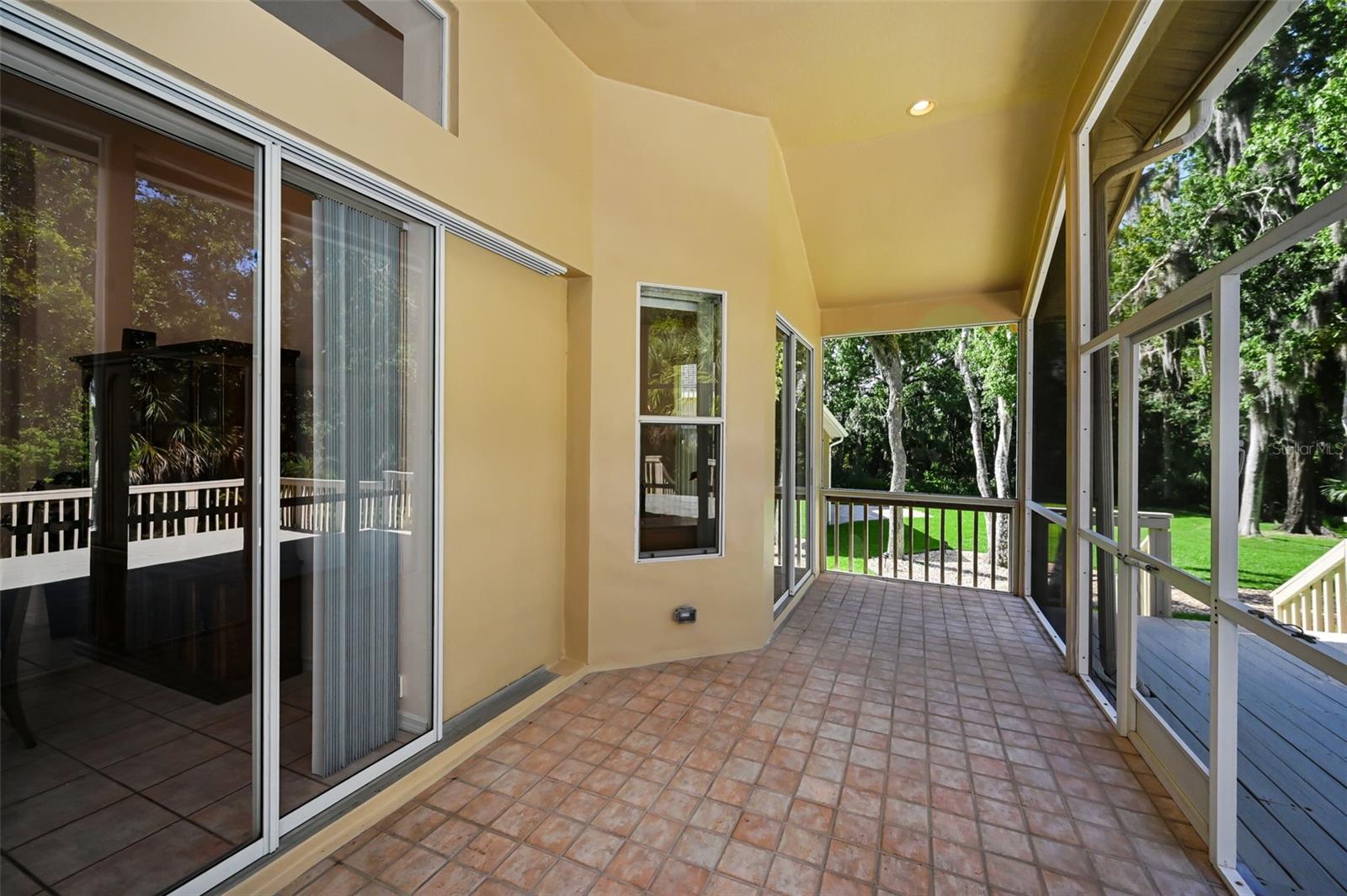 RESERVE AT LAKE TARPON THE - Residential