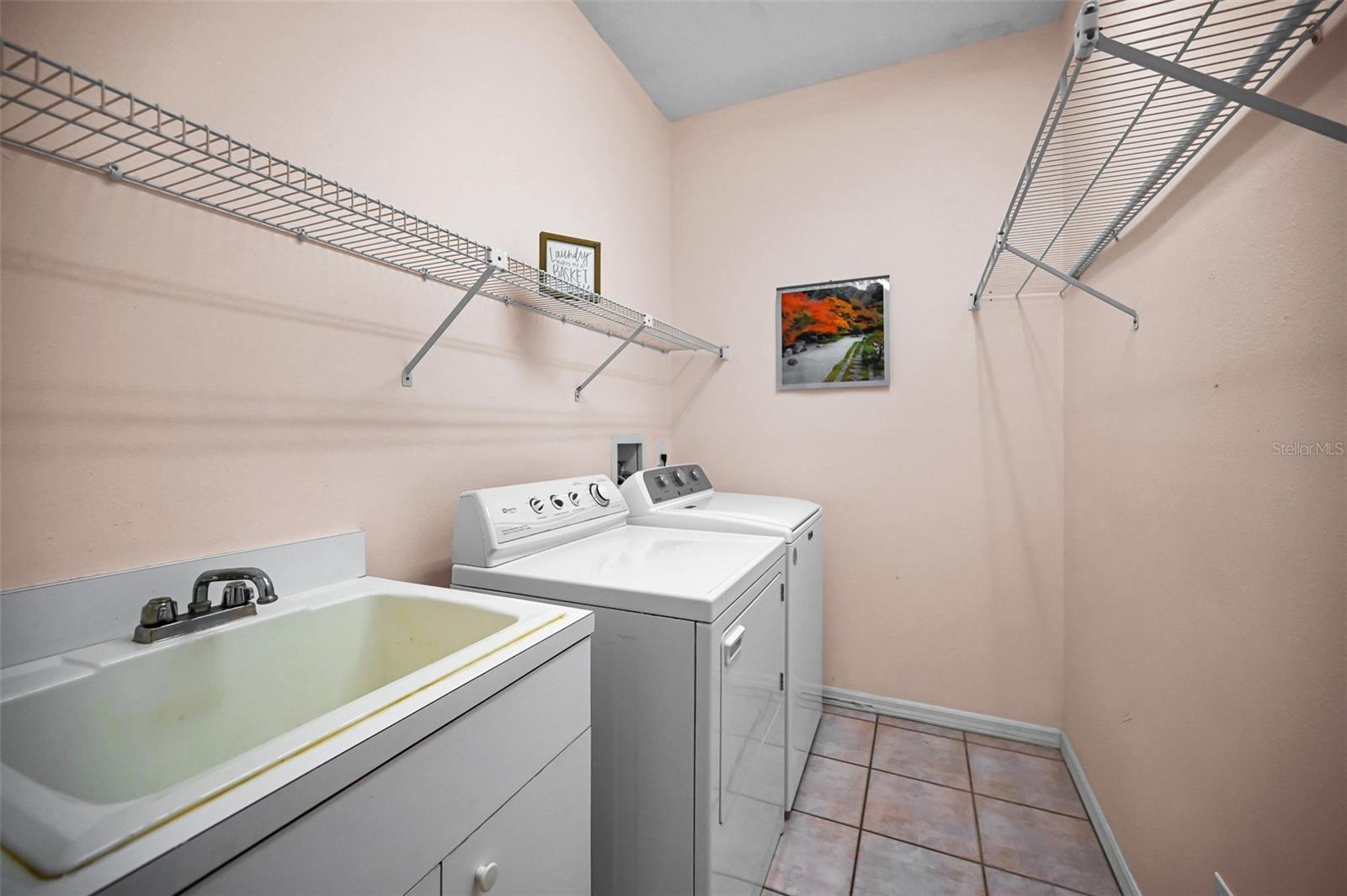 RESERVE AT LAKE TARPON THE - Residential