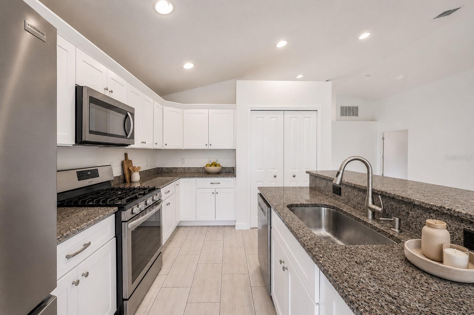 WESTCHESTER PH 2A - Residential