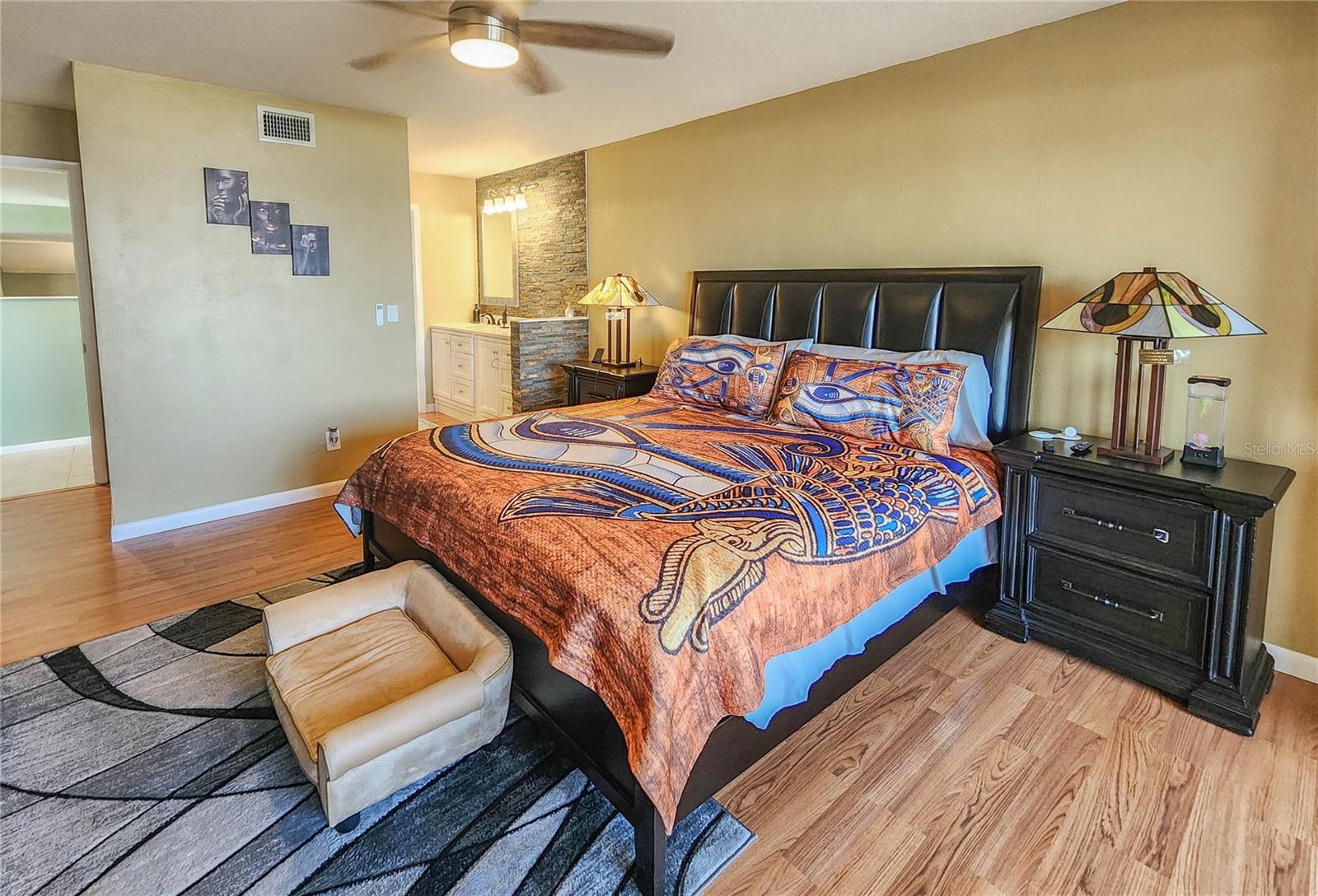 SEA COLONY - Residential Lease