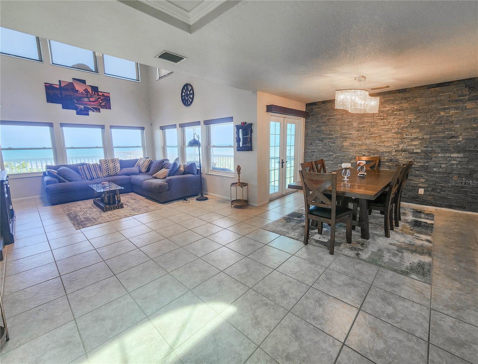 SEA COLONY - Residential Lease
