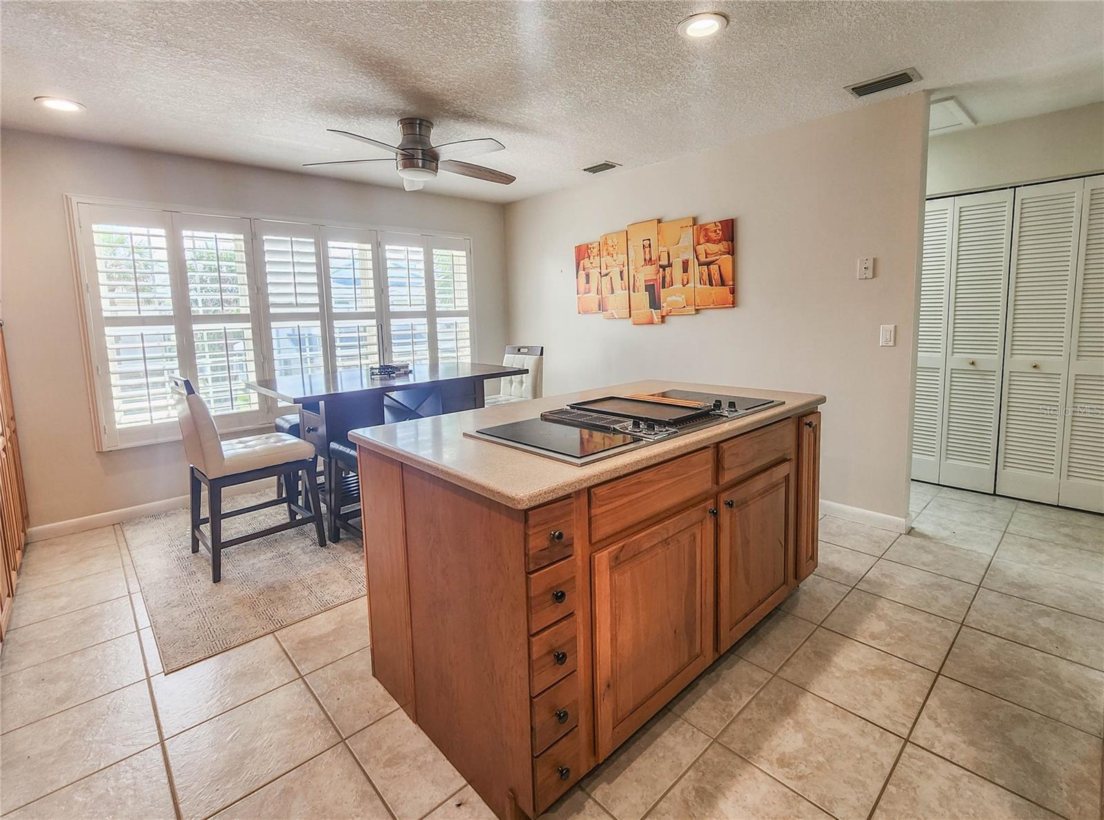 SEA COLONY - Residential Lease