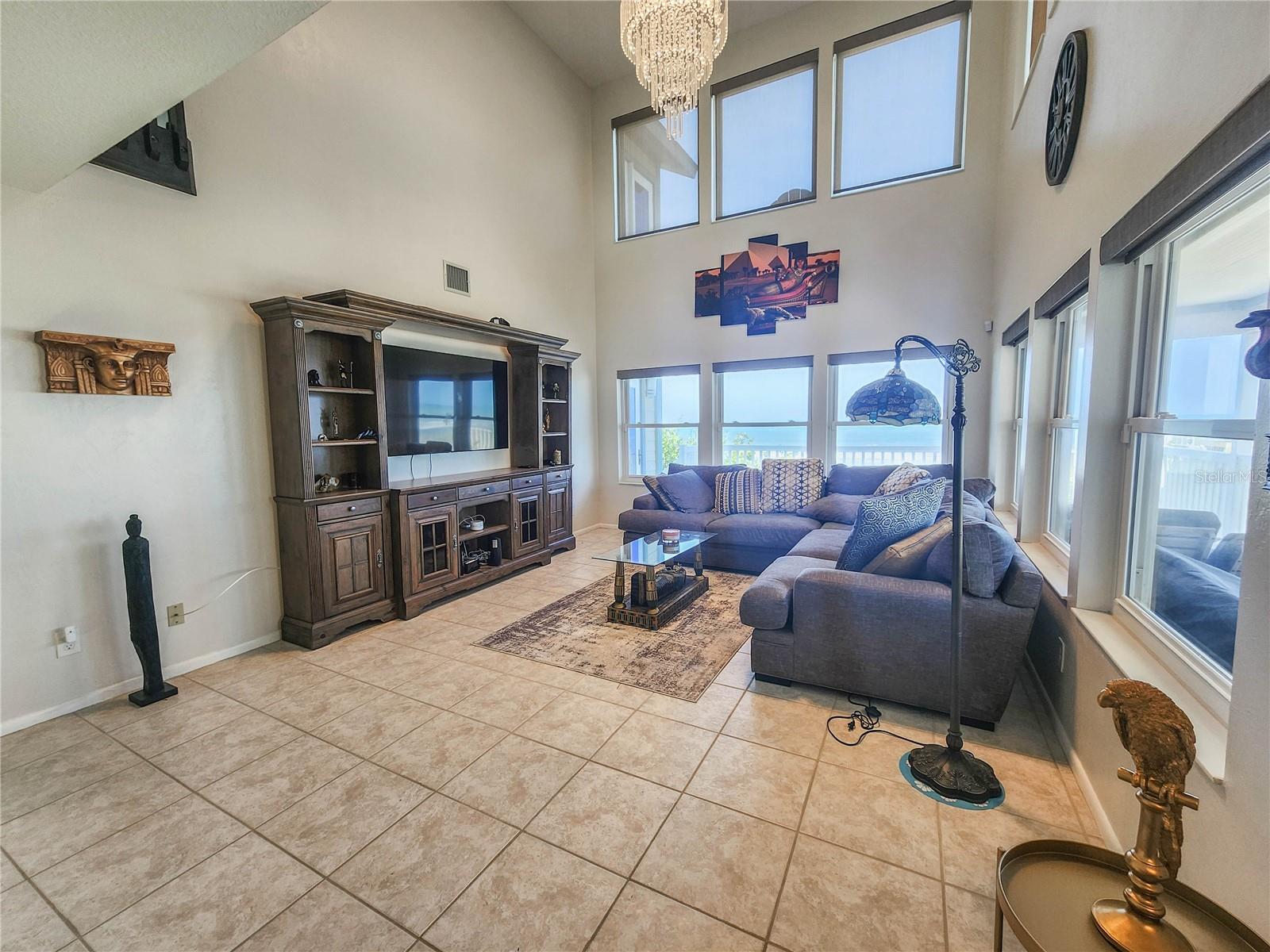 SEA COLONY - Residential Lease