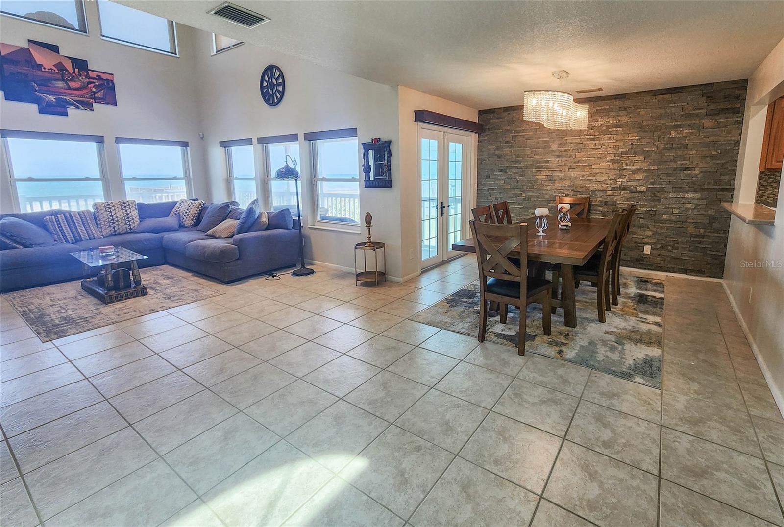 SEA COLONY - Residential Lease