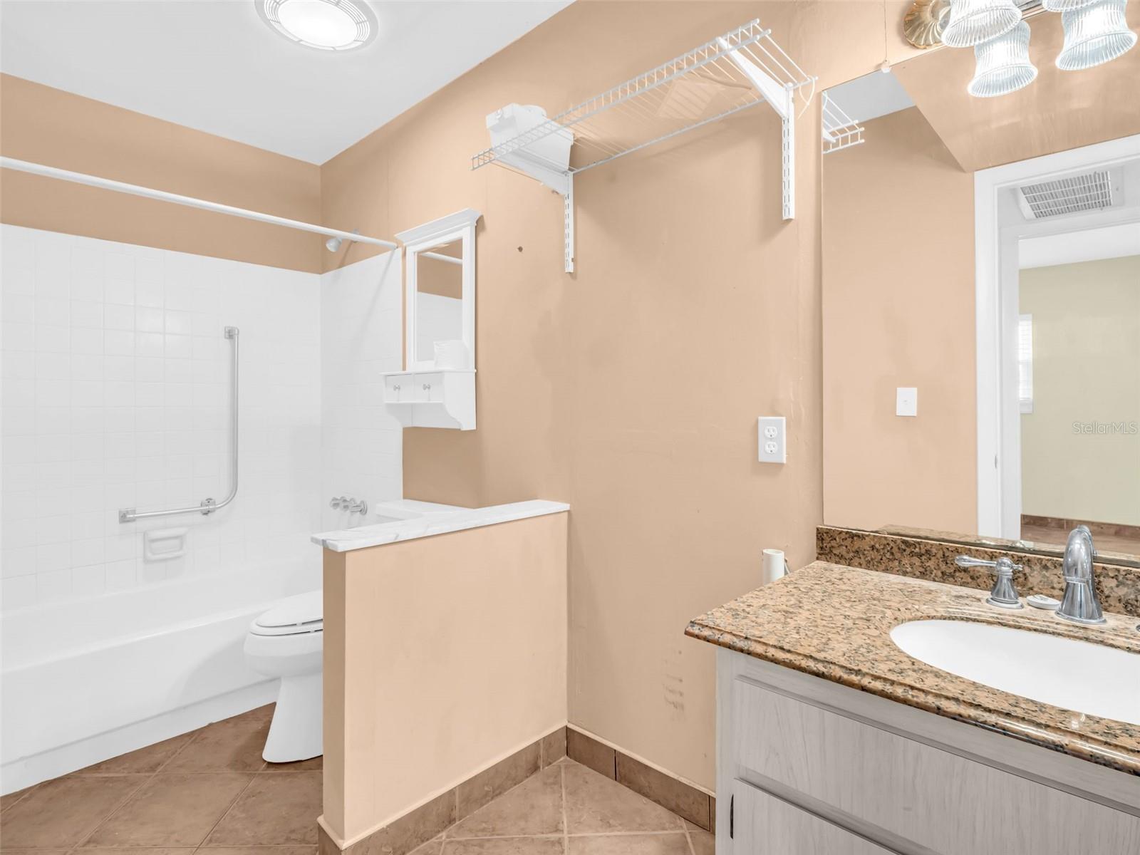 HIGHLAND LAKES MISSION GROVE CONDO - Residential