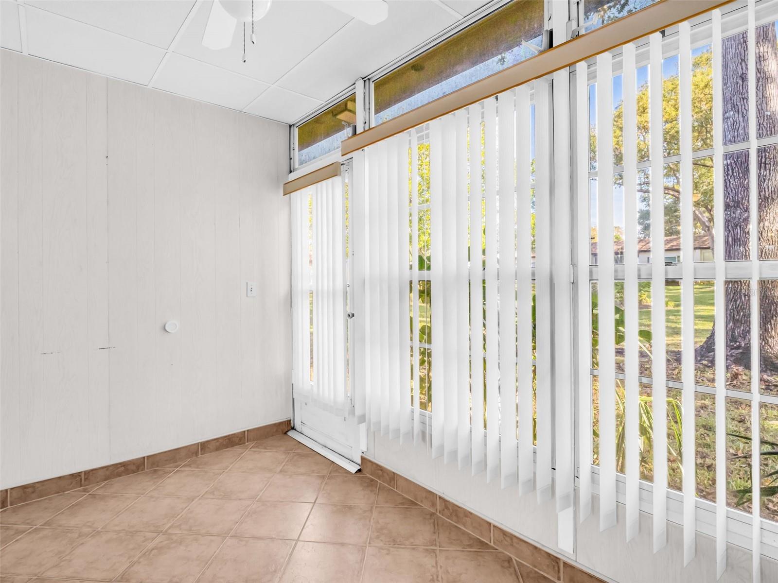 HIGHLAND LAKES MISSION GROVE CONDO - Residential
