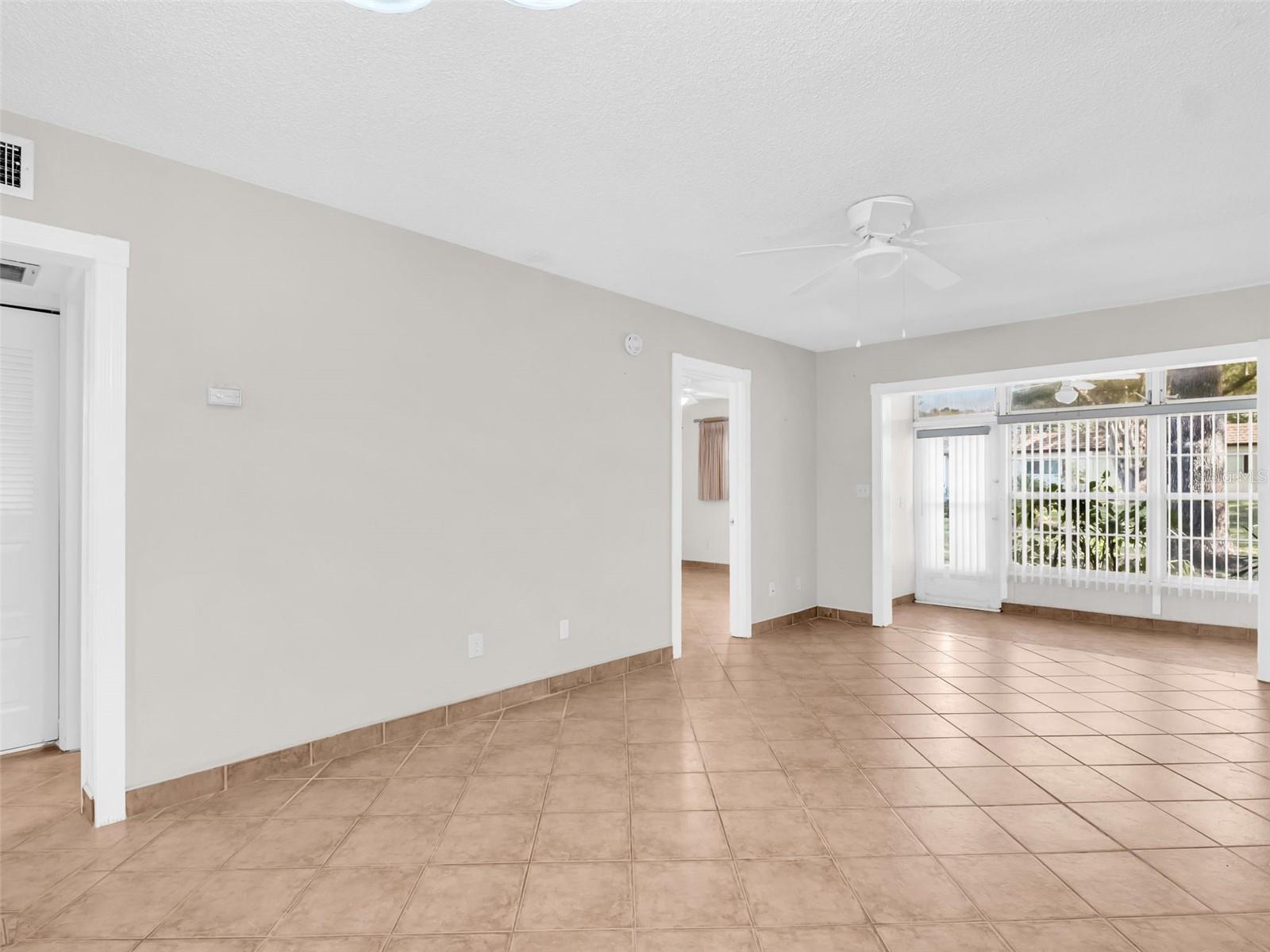 HIGHLAND LAKES MISSION GROVE CONDO - Residential